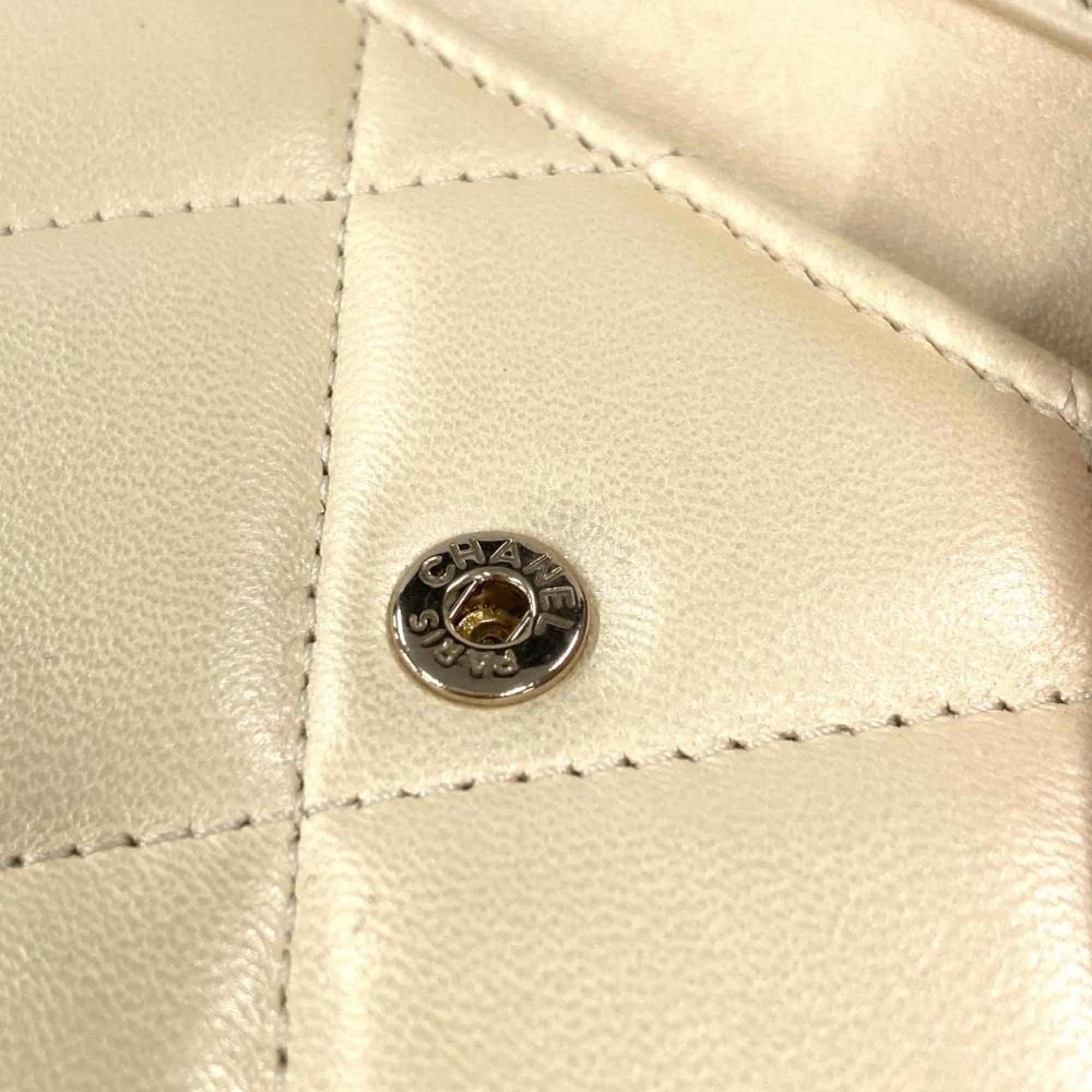 Leather Wallet (Tri-Fold) (Pre-Owned) - Chanel - Modalova