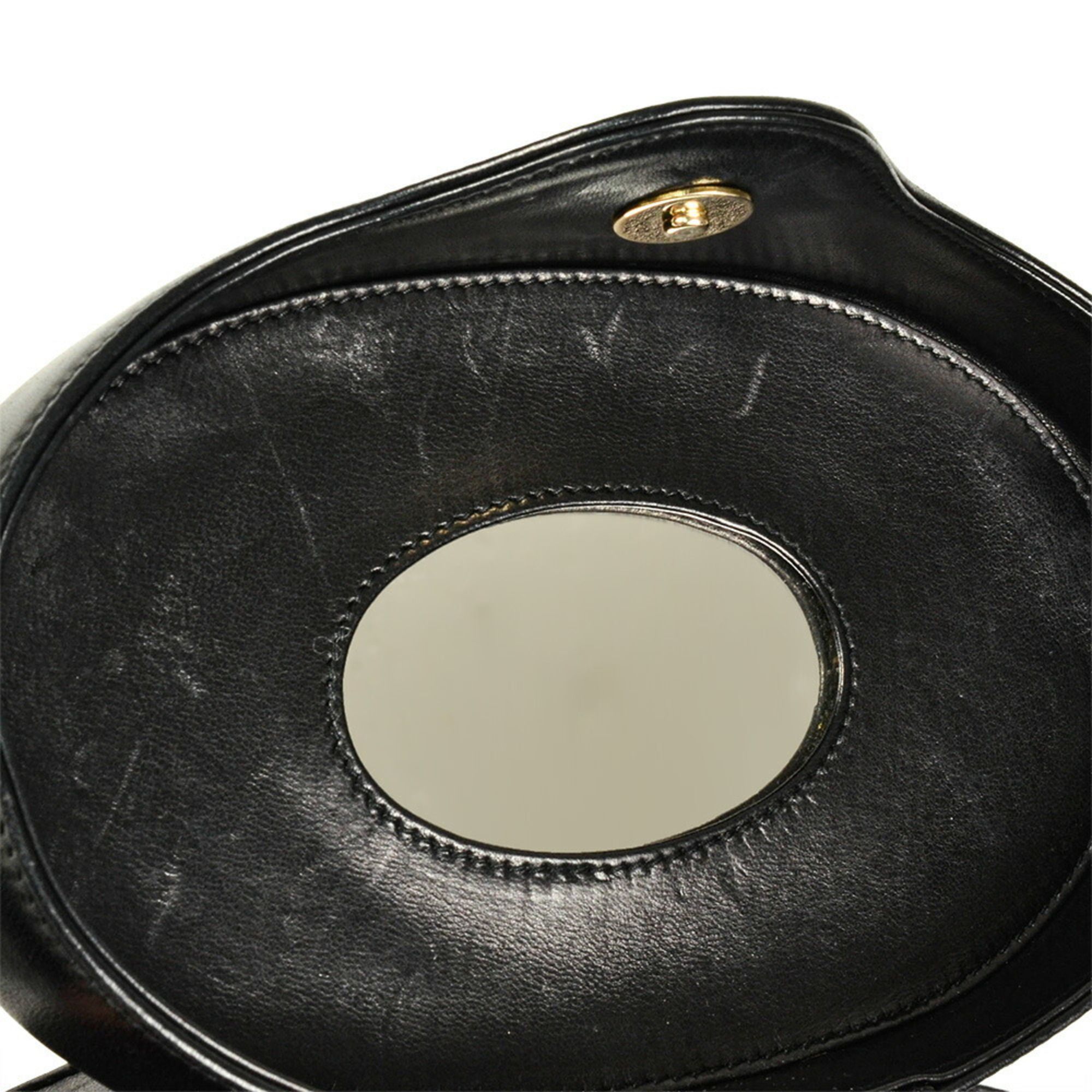 Matelasse Leather Shoulder Bag (Pre-Owned) - Chanel - Modalova