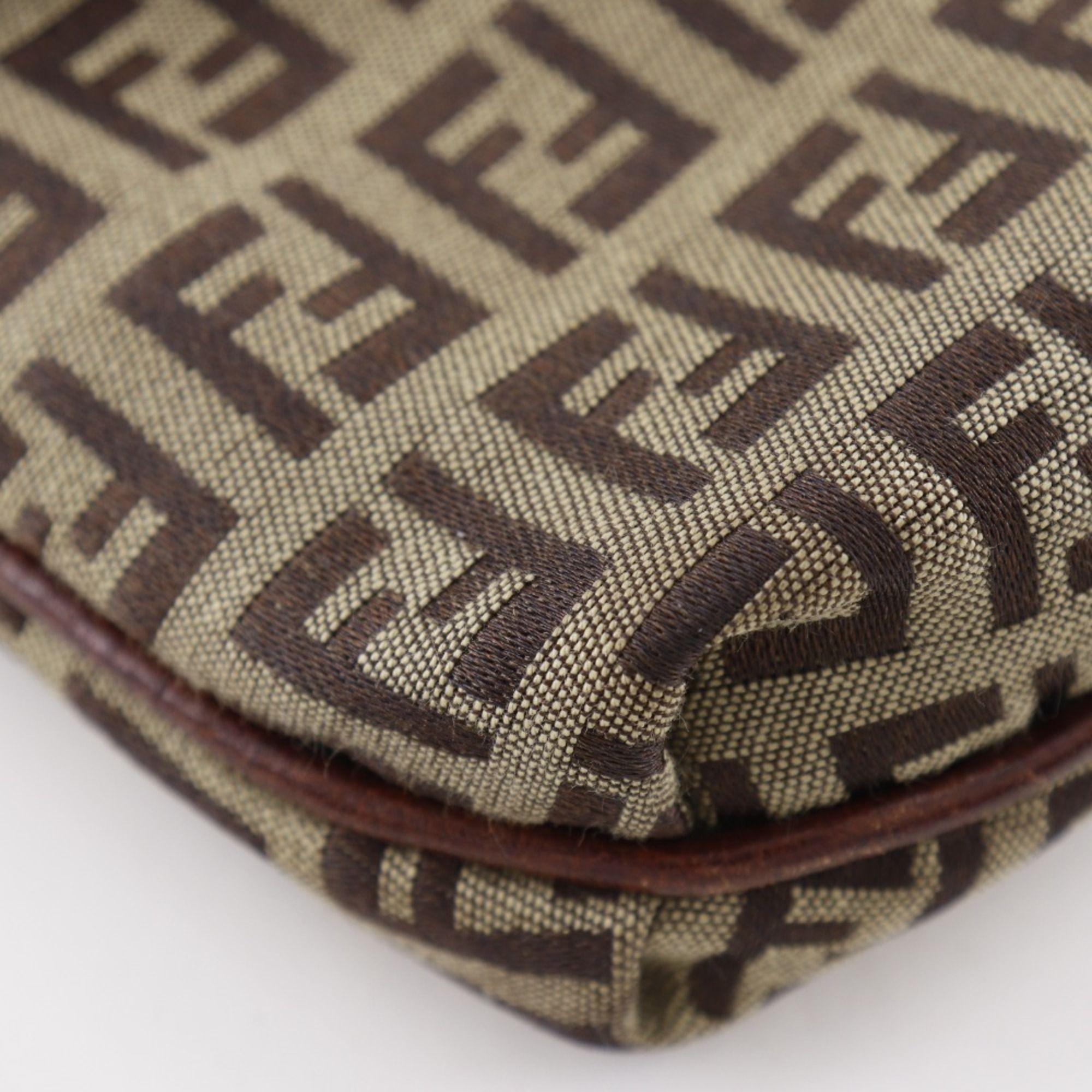 Nylon Canvas Shoulder Bag (Pre-Owned) - Fendi - Modalova