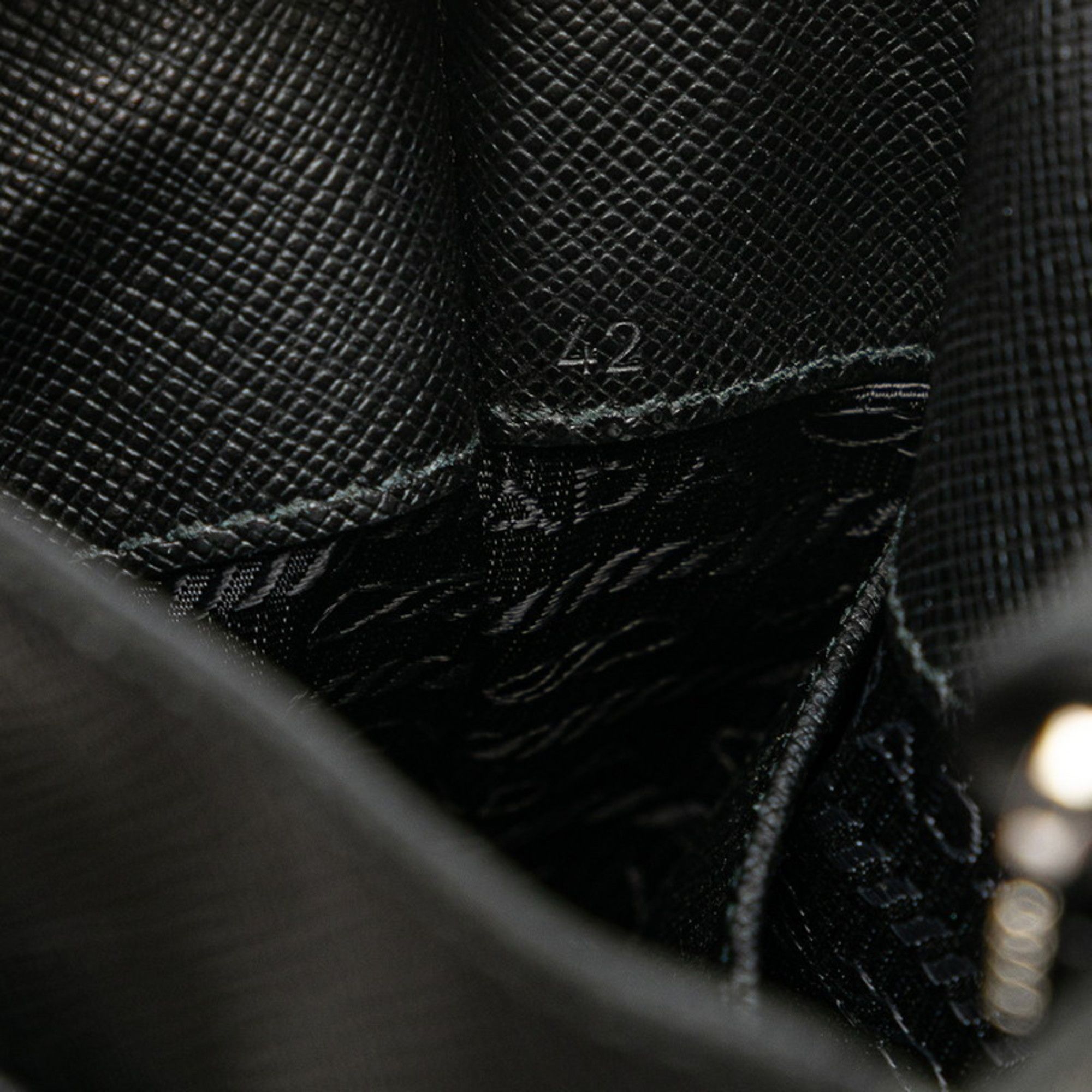 Saffiano Leather Shoulder Bag (Pre-Owned) - Prada - Modalova