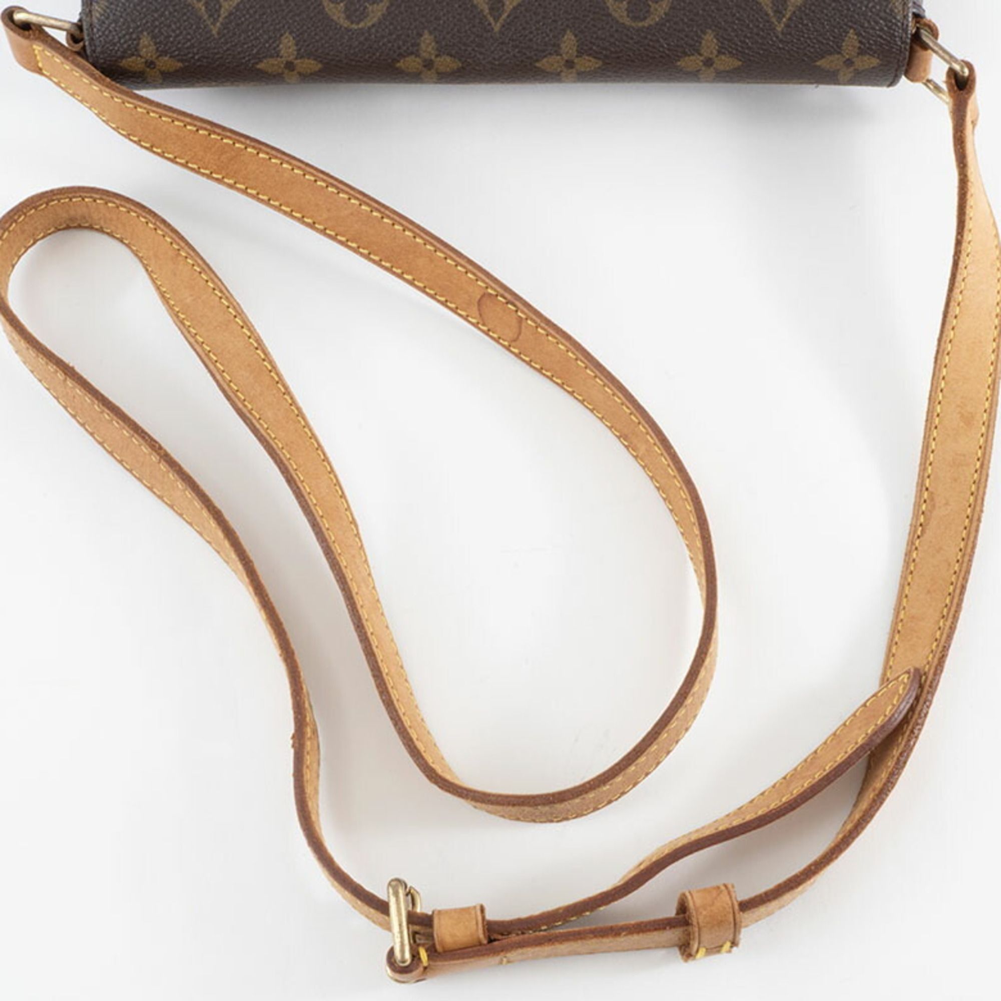 Canvas Shoulder Bag (Pre-Owned) - Louis Vuitton - Modalova