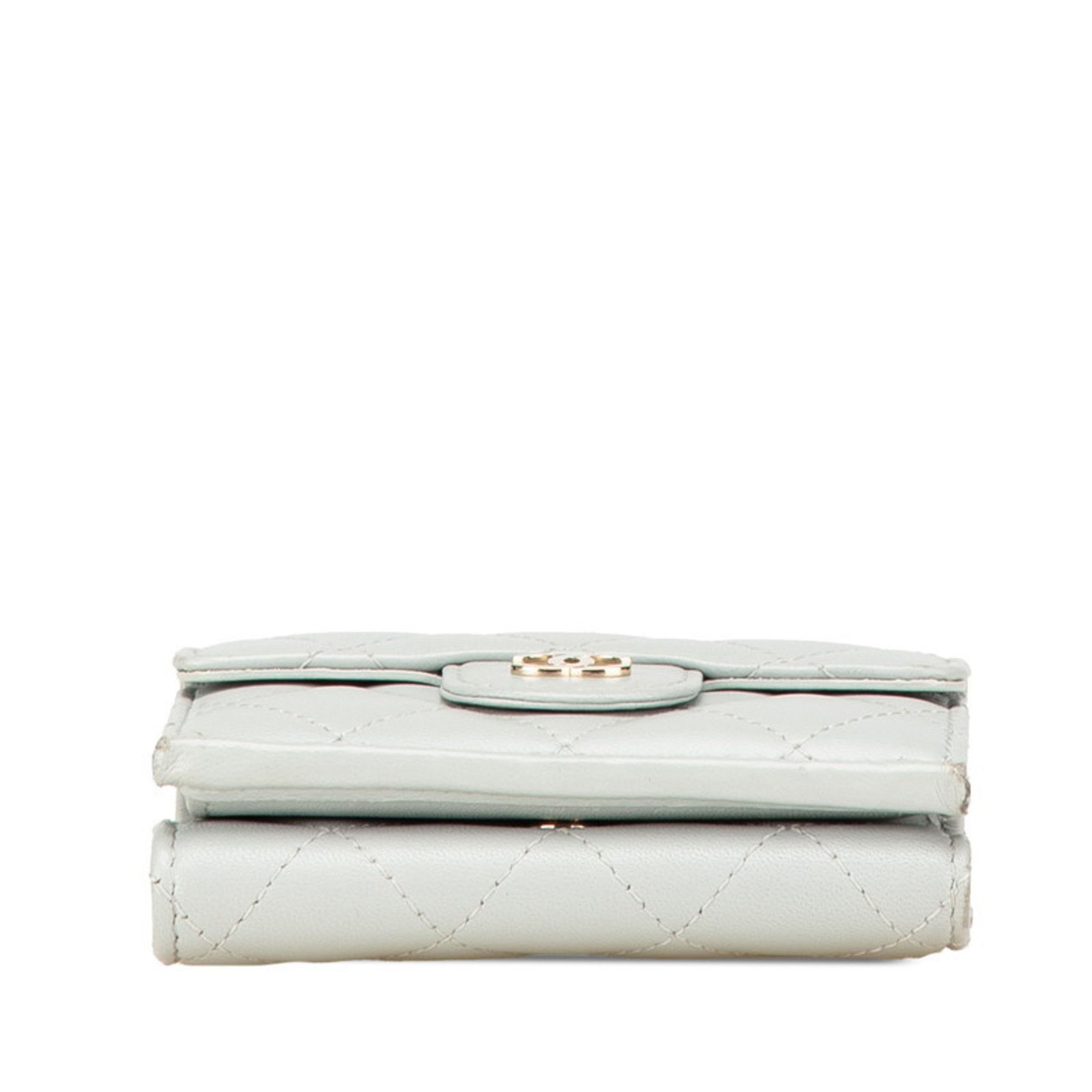 Leather Wallet (Tri-Fold) (Pre-Owned) - Chanel - Modalova