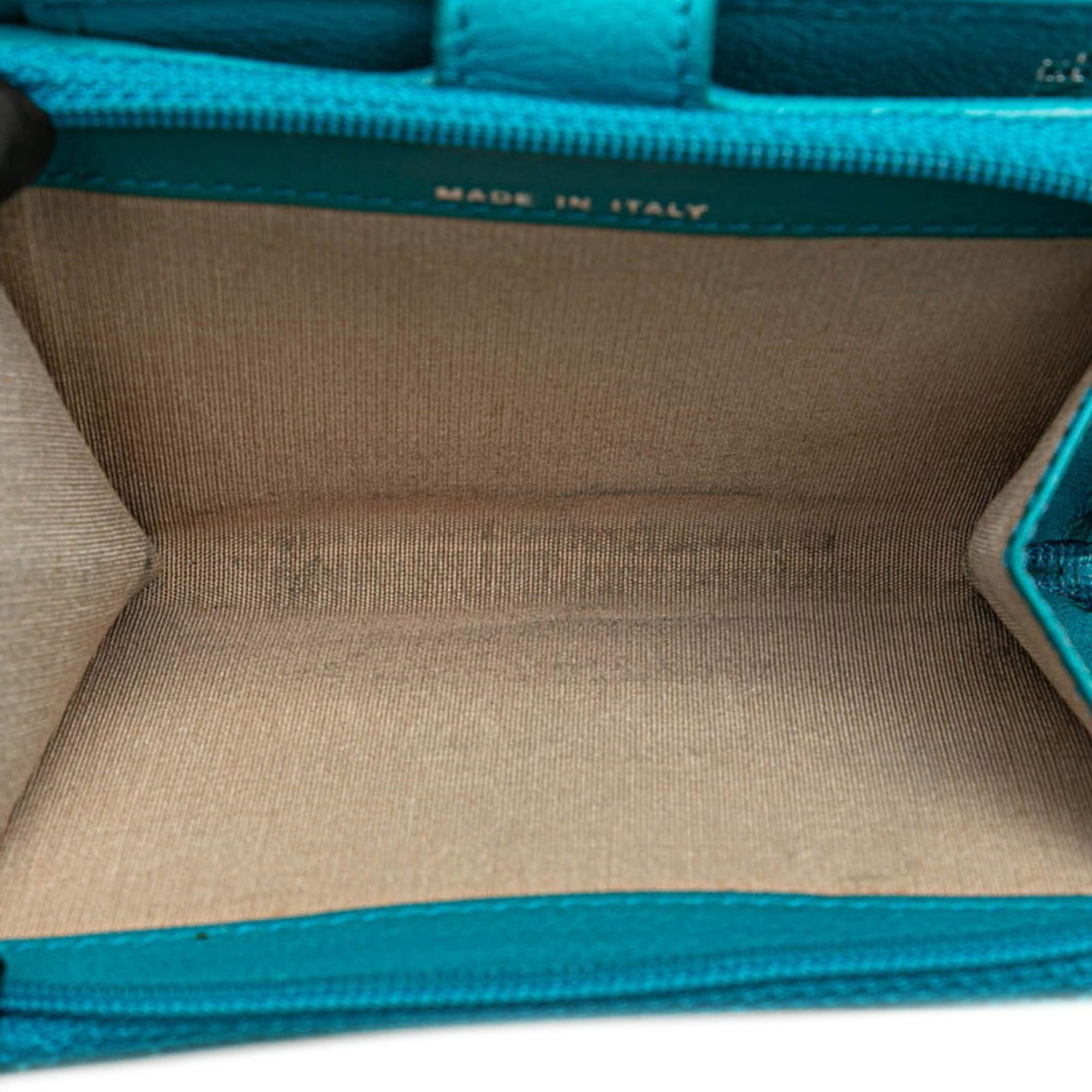 Leather Wallet (Bi-Fold) (Pre-Owned) - Chanel - Modalova