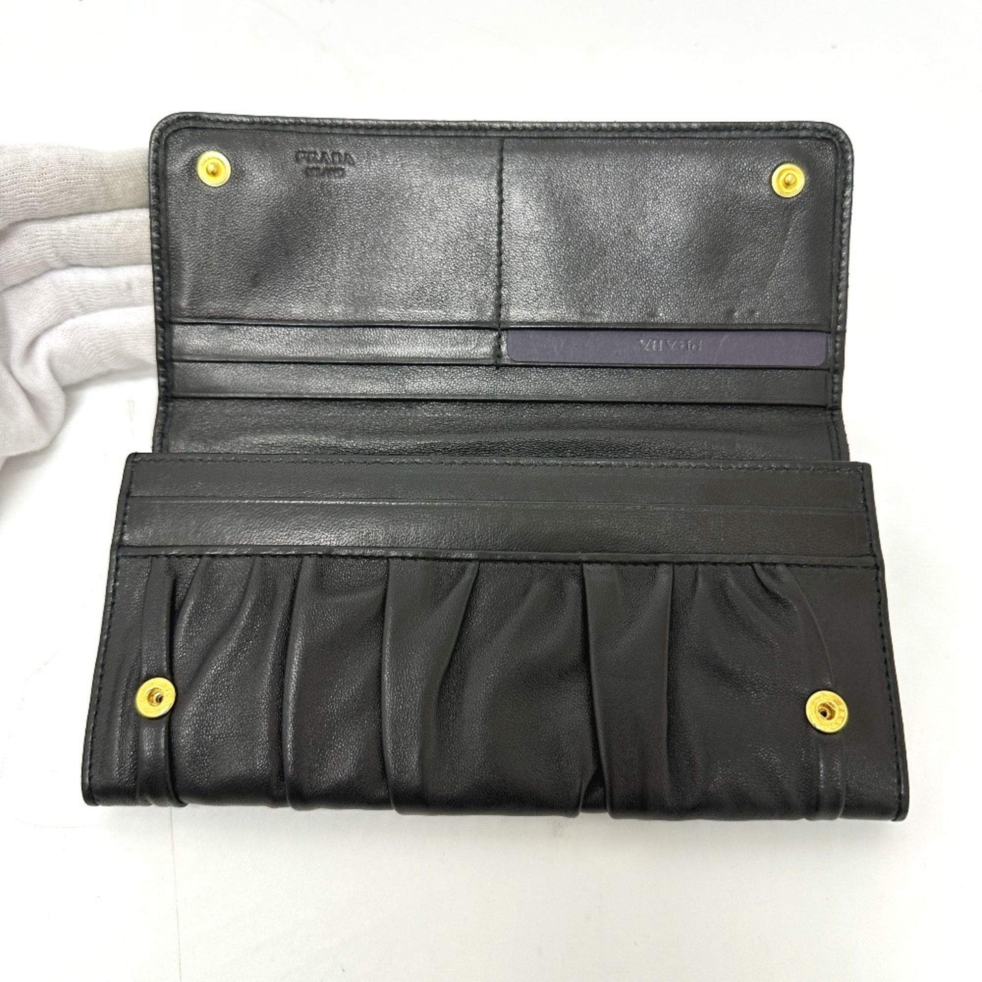 Leather Long Wallet (Bi-Fold) (Pre-Owned) - Prada - Modalova