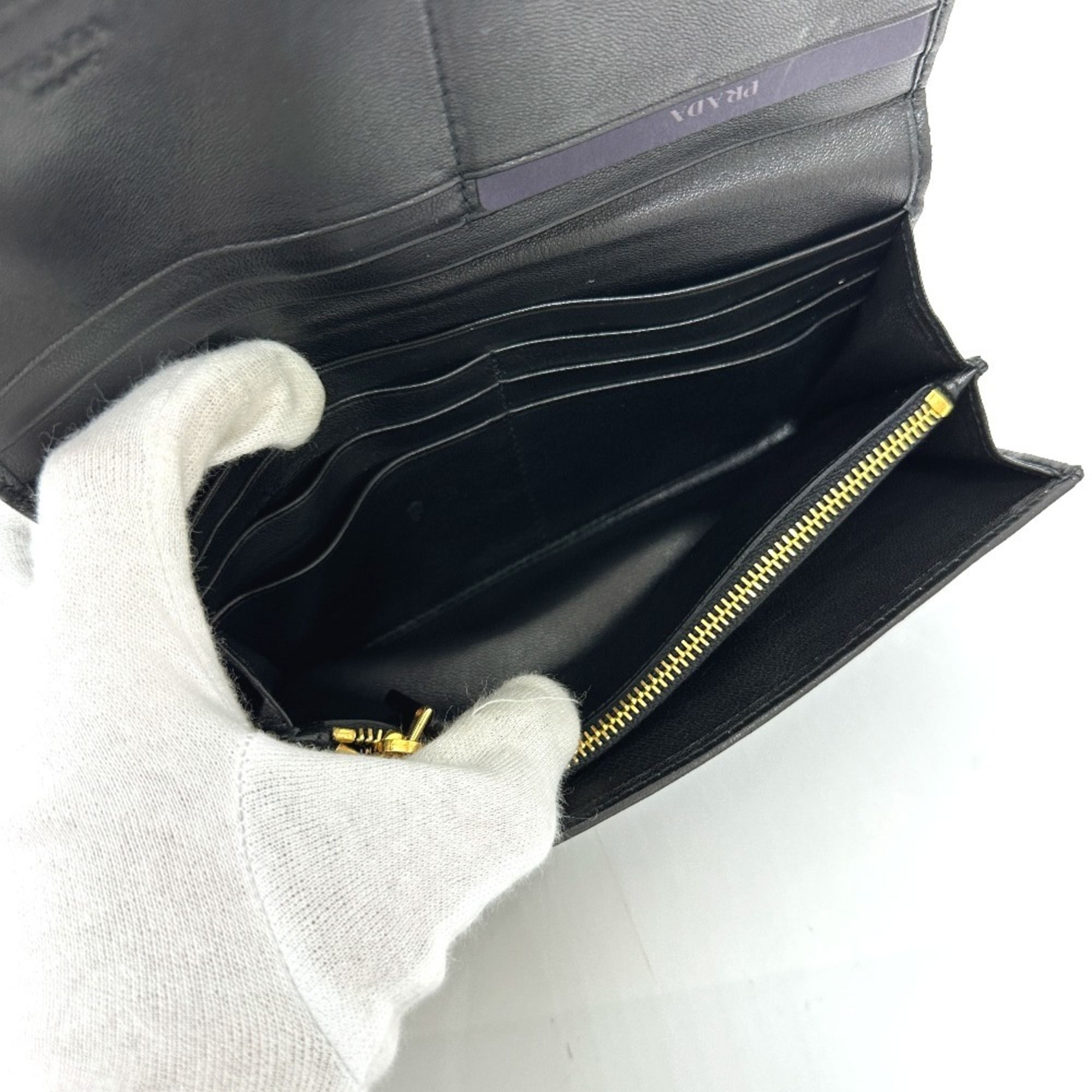 Leather Long Wallet (Bi-Fold) (Pre-Owned) - Prada - Modalova