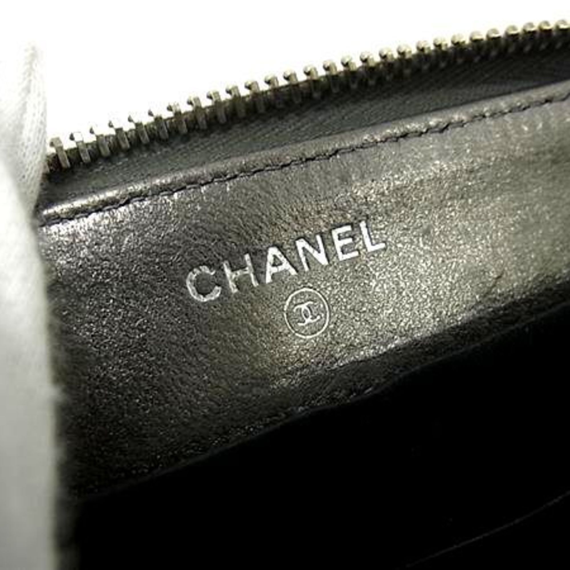 Leather Long Wallet (Bi-Fold) (Pre-Owned) - Chanel - Modalova