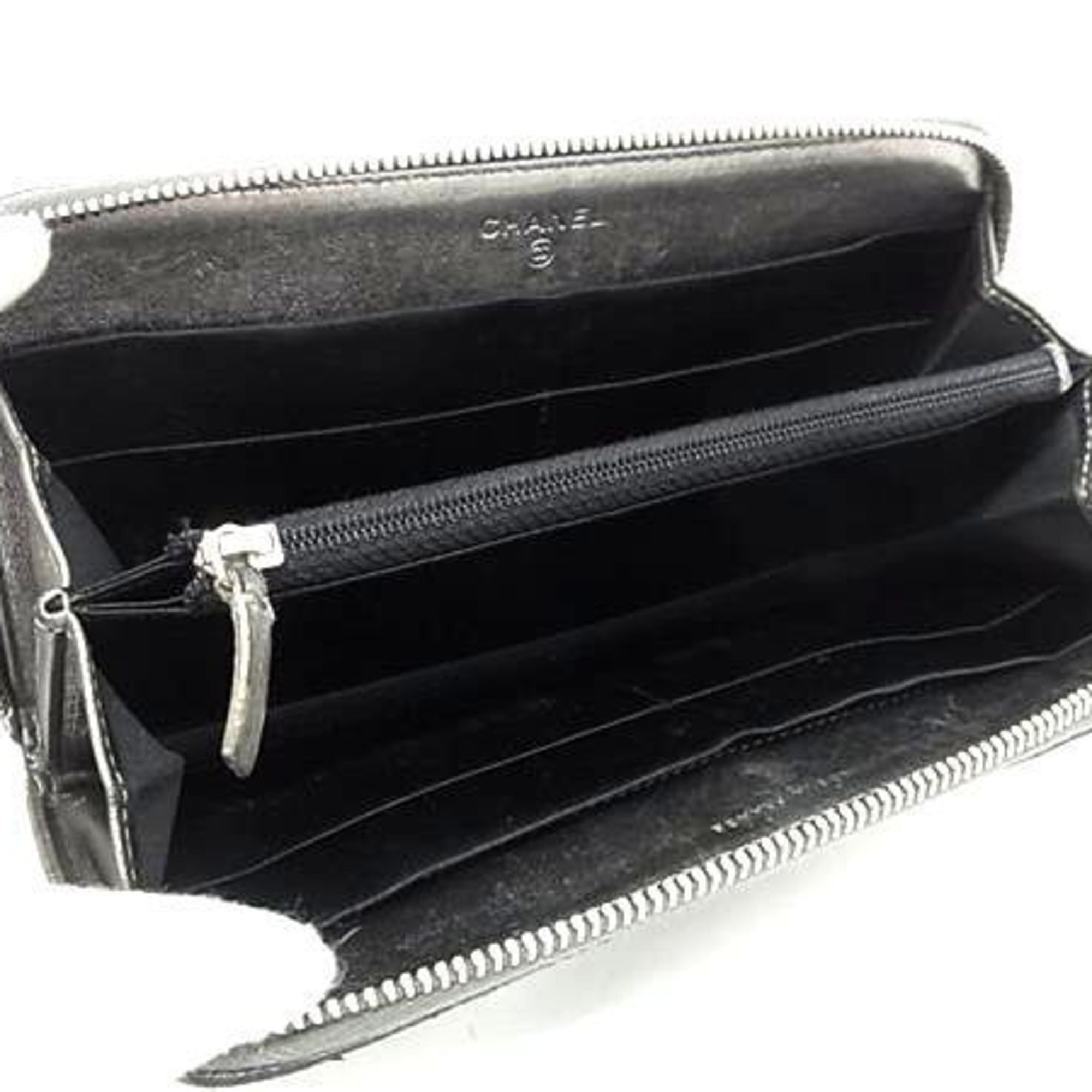 Leather Long Wallet (Bi-Fold) (Pre-Owned) - Chanel - Modalova