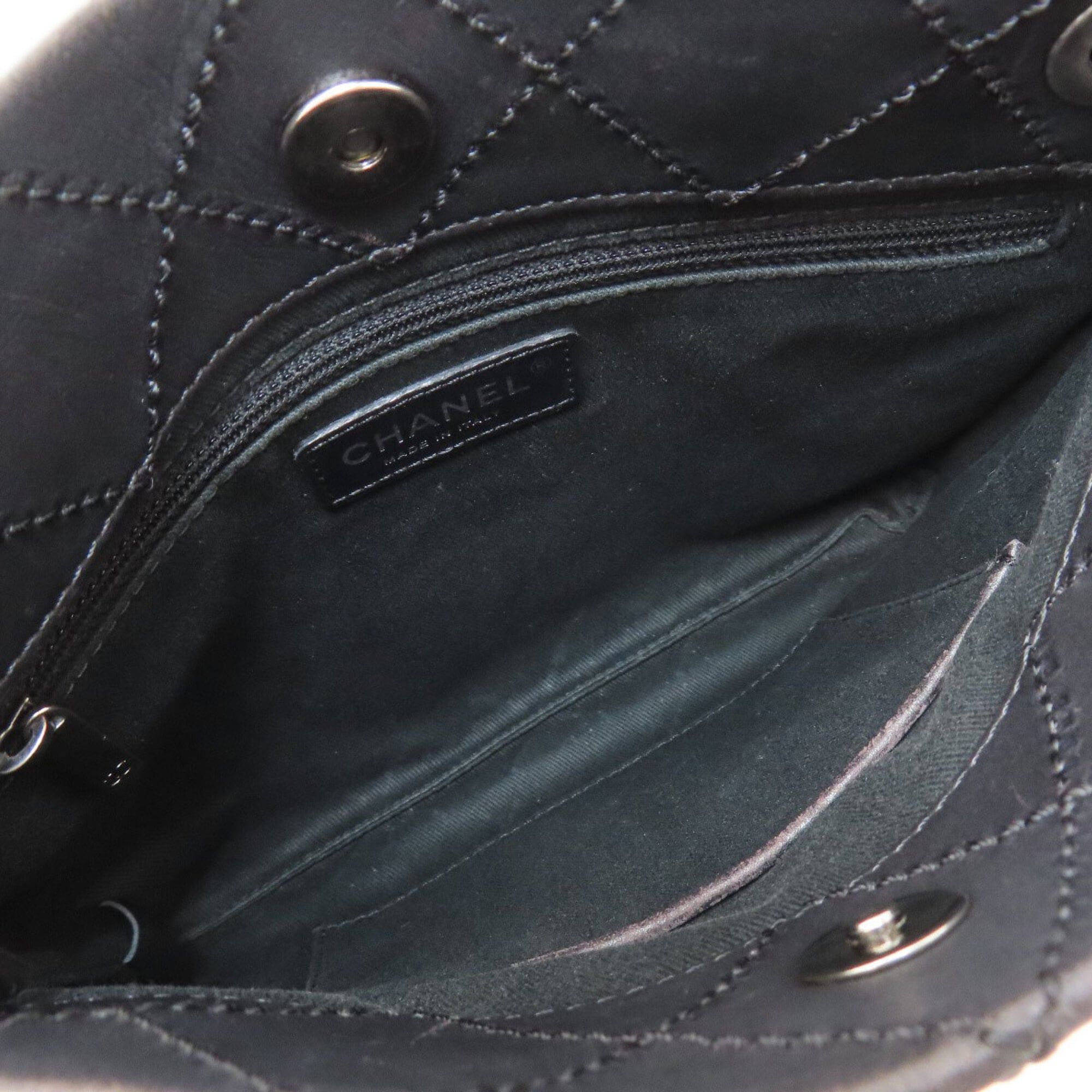 Leather Shoulder Bag (Pre-Owned) - Chanel - Modalova
