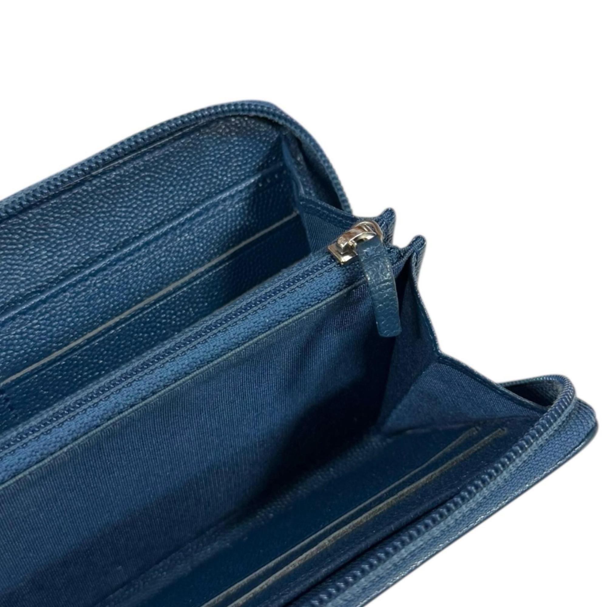 Leather Long Wallet (Bi-Fold) (Pre-Owned) - Chanel - Modalova
