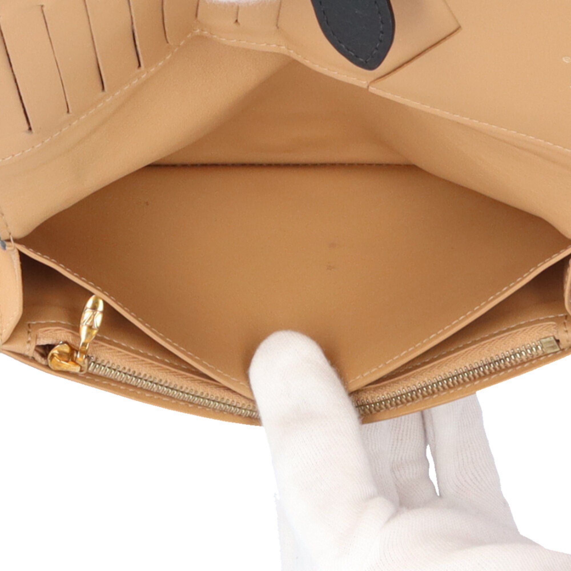 Leather Long Wallet (Tri-Fold) (Pre-Owned) - Louis Vuitton - Modalova