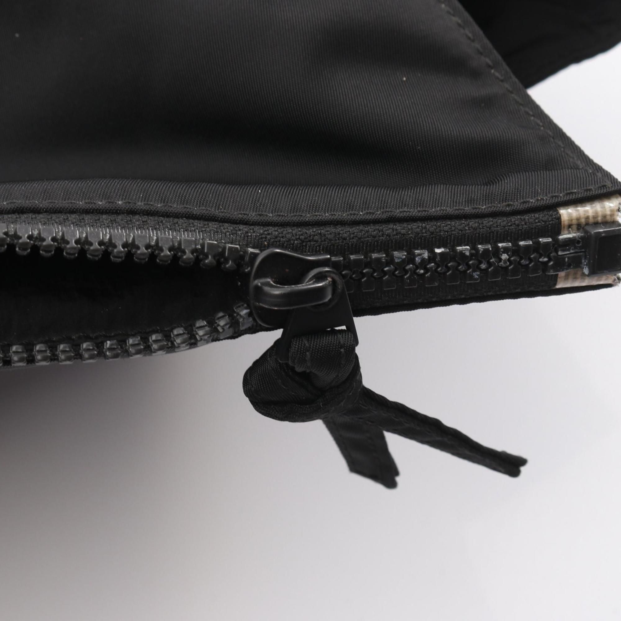 Nylon Clutch Bag (Pre-Owned) - Bottega Veneta - Modalova