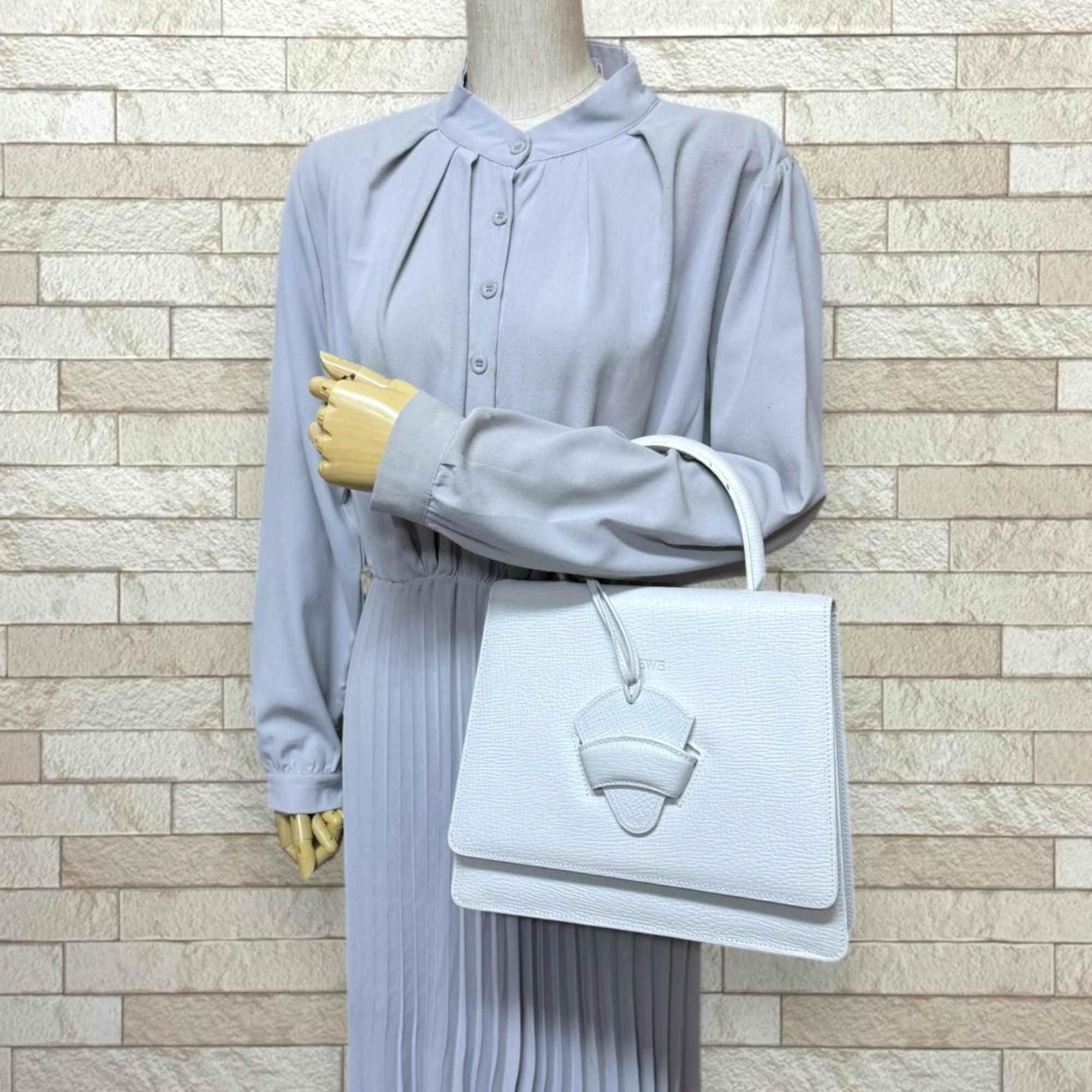 Leather Handbag (Pre-Owned) - Loewe - Modalova