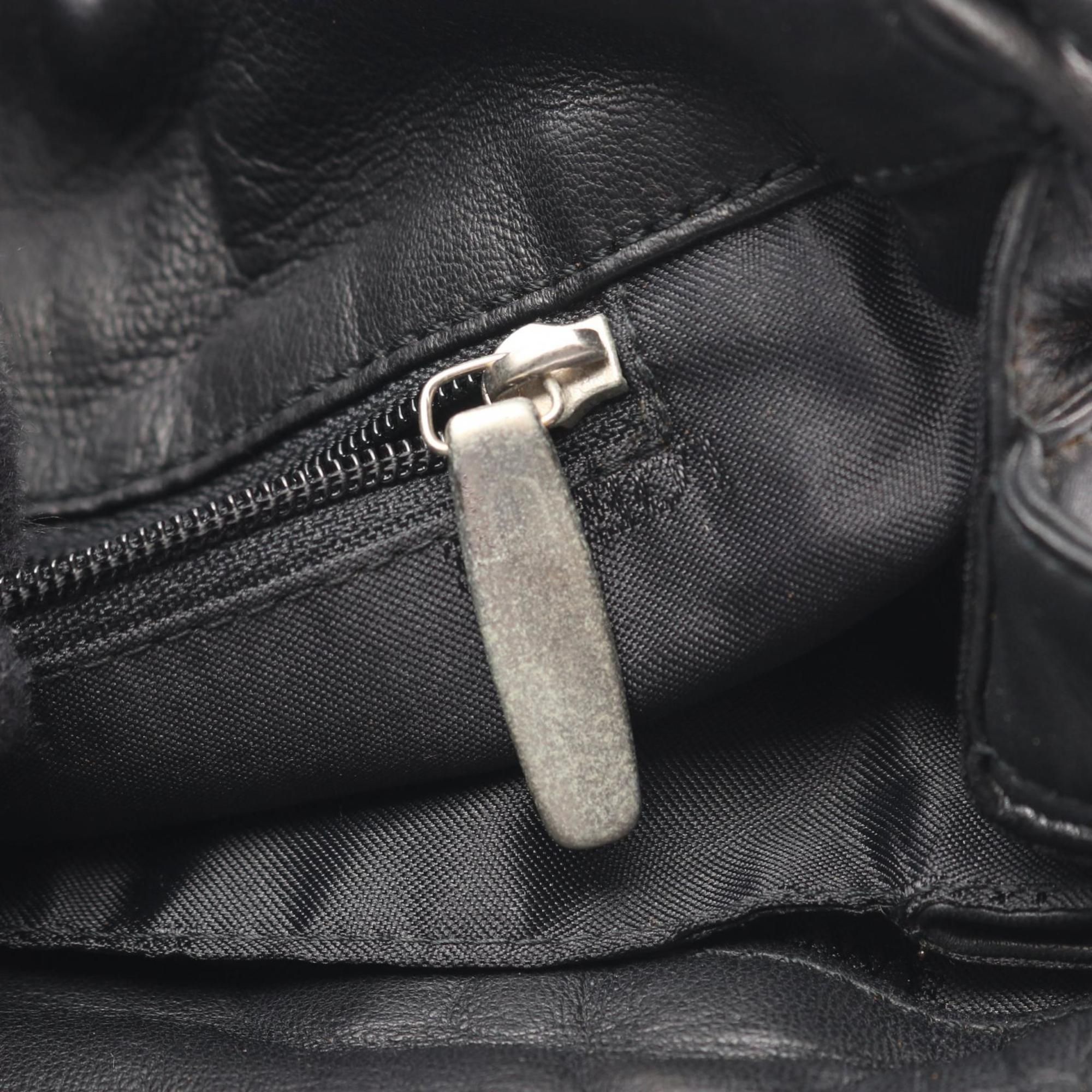Leather Shoulder Bag (Pre-Owned) - Loewe - Modalova