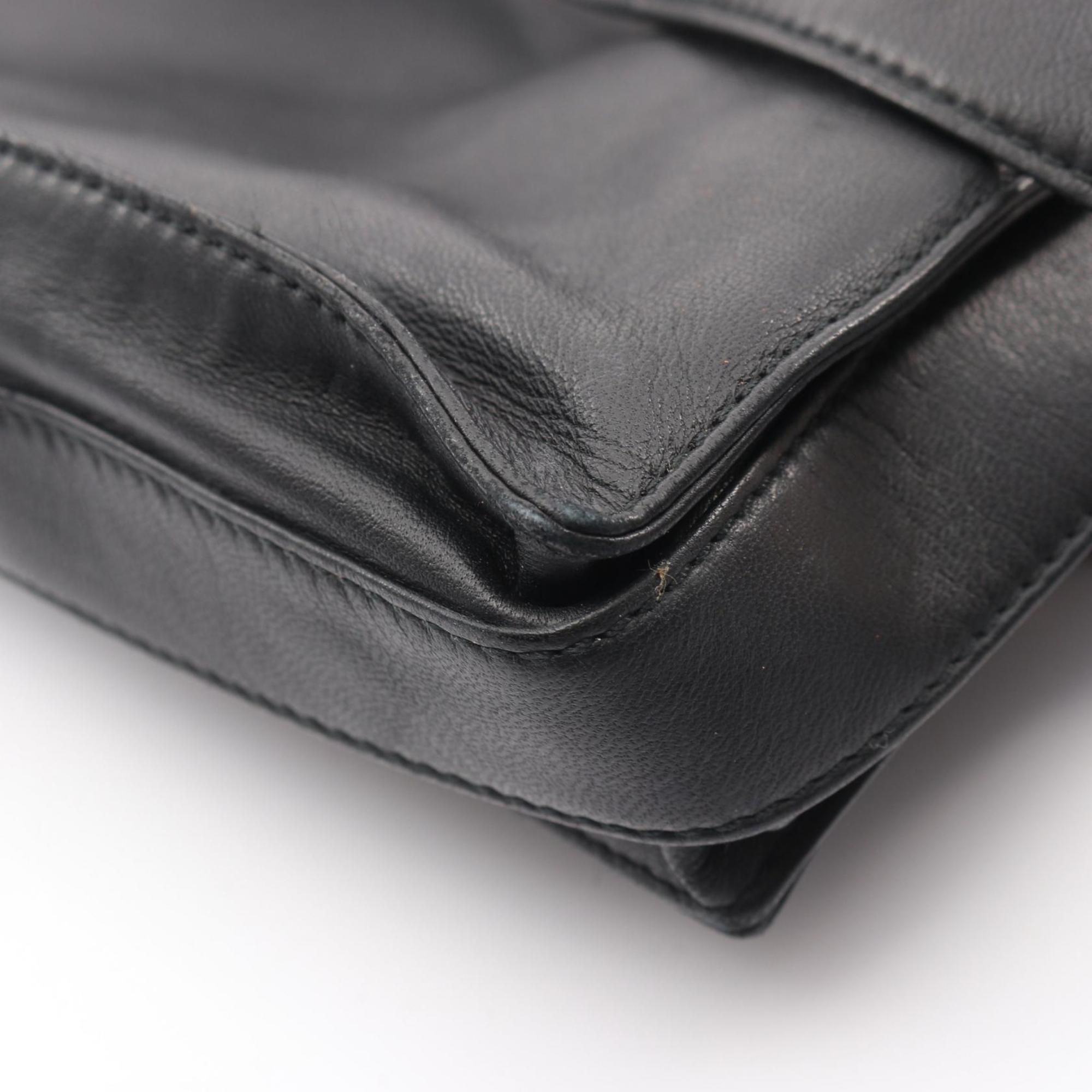Leather Shoulder Bag (Pre-Owned) - Loewe - Modalova
