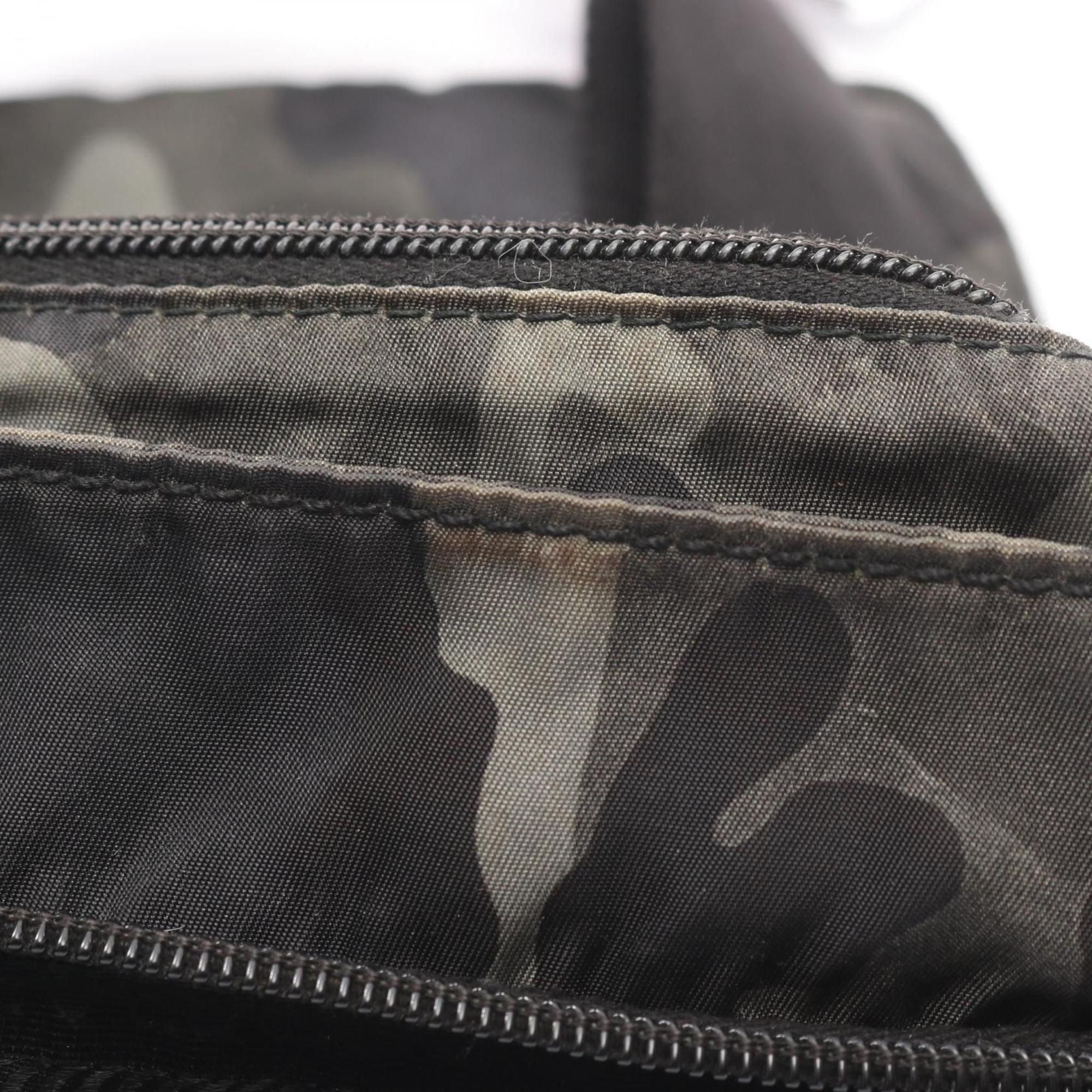 Nylon Shoulder Bag (Pre-Owned) - Prada - Modalova
