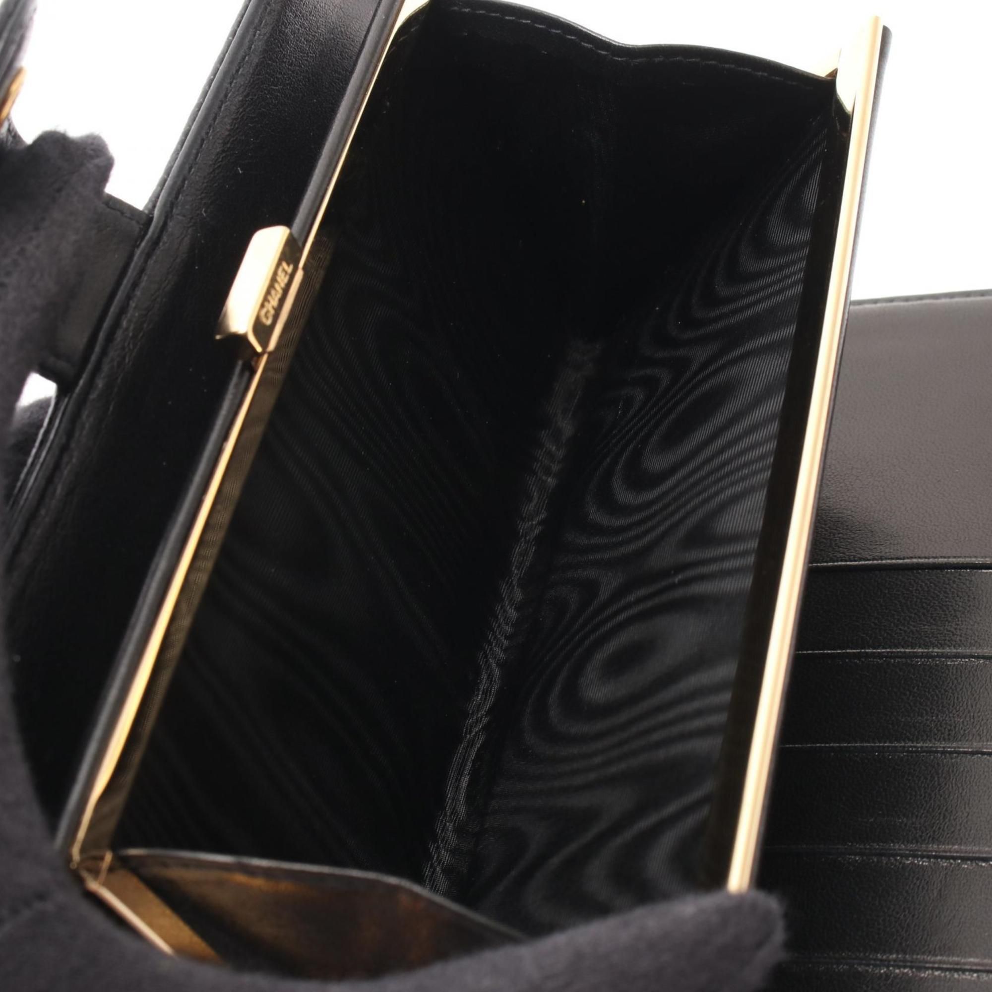 Leather Long Wallet (Bi-Fold) (Pre-Owned) - Chanel - Modalova