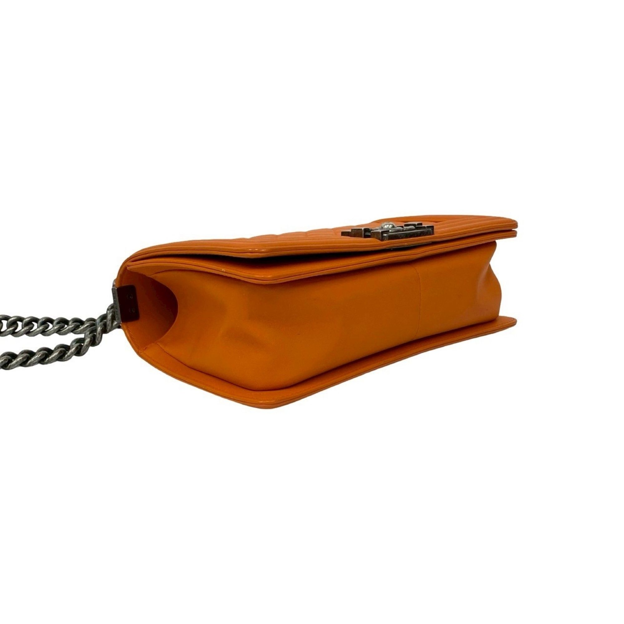 Leather Pochette Shoulder Bag (Pre-Owned) - Chanel - Modalova