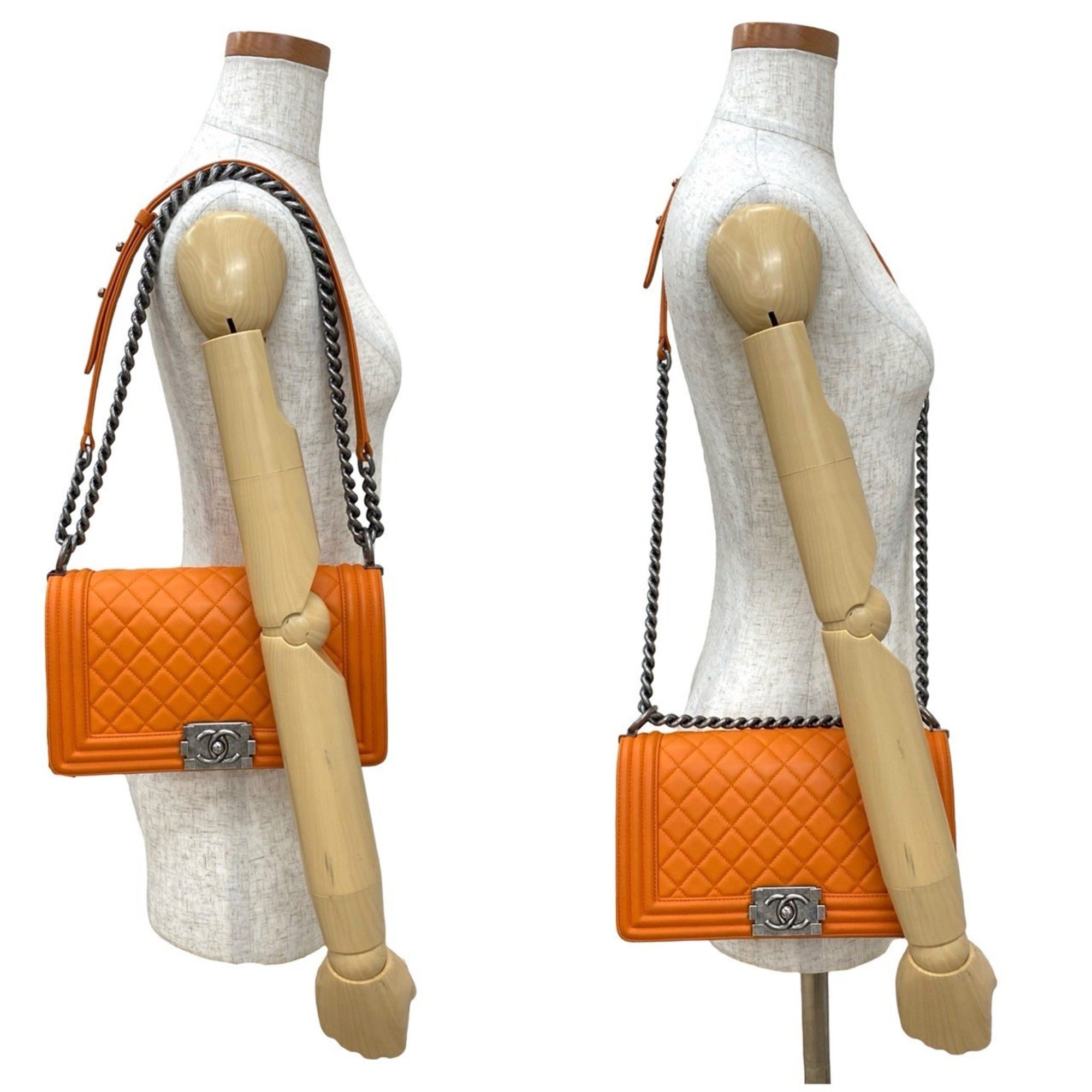 Leather Pochette Shoulder Bag (Pre-Owned) - Chanel - Modalova
