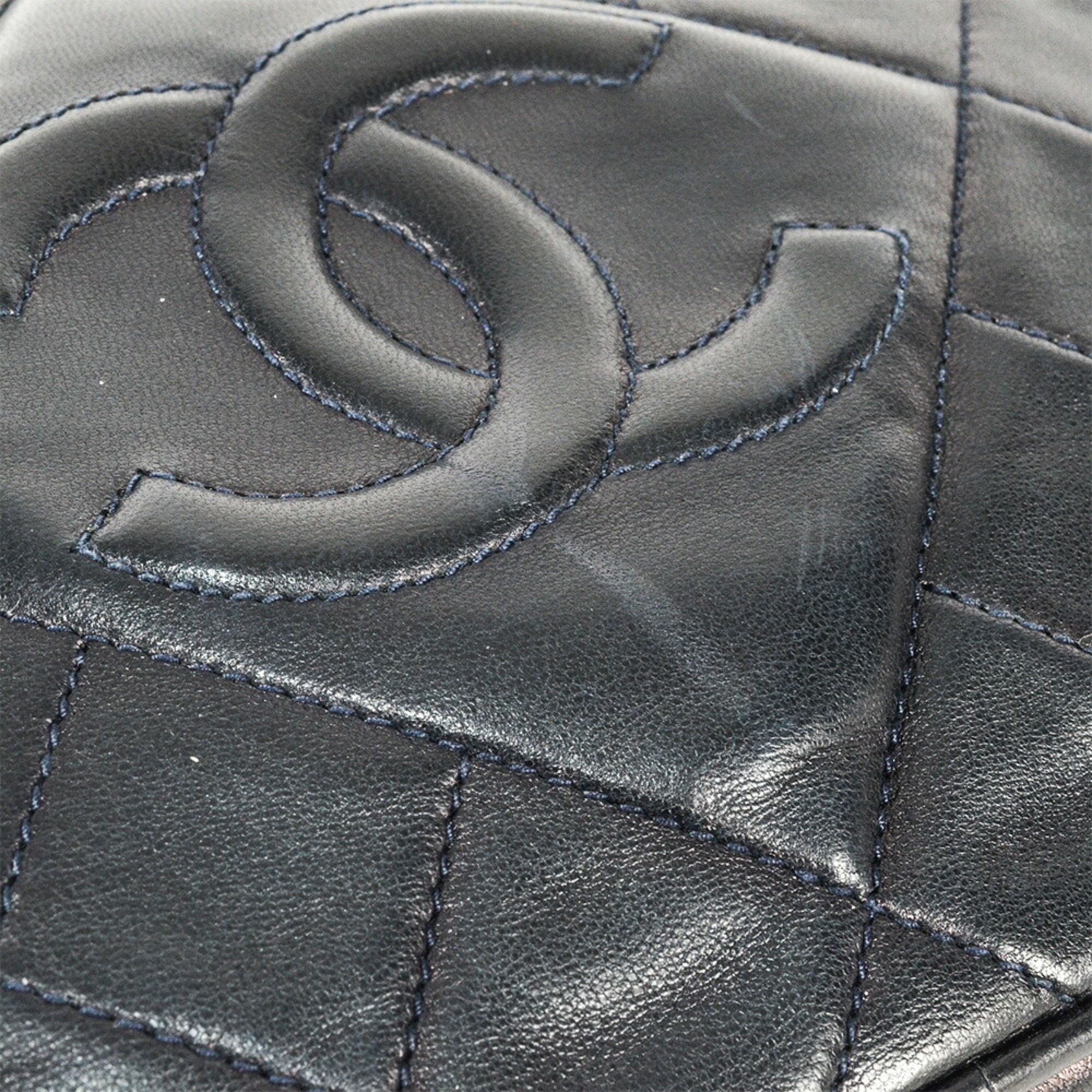 Matelasse Leather Shoulder Bag (Pre-Owned) - Chanel - Modalova