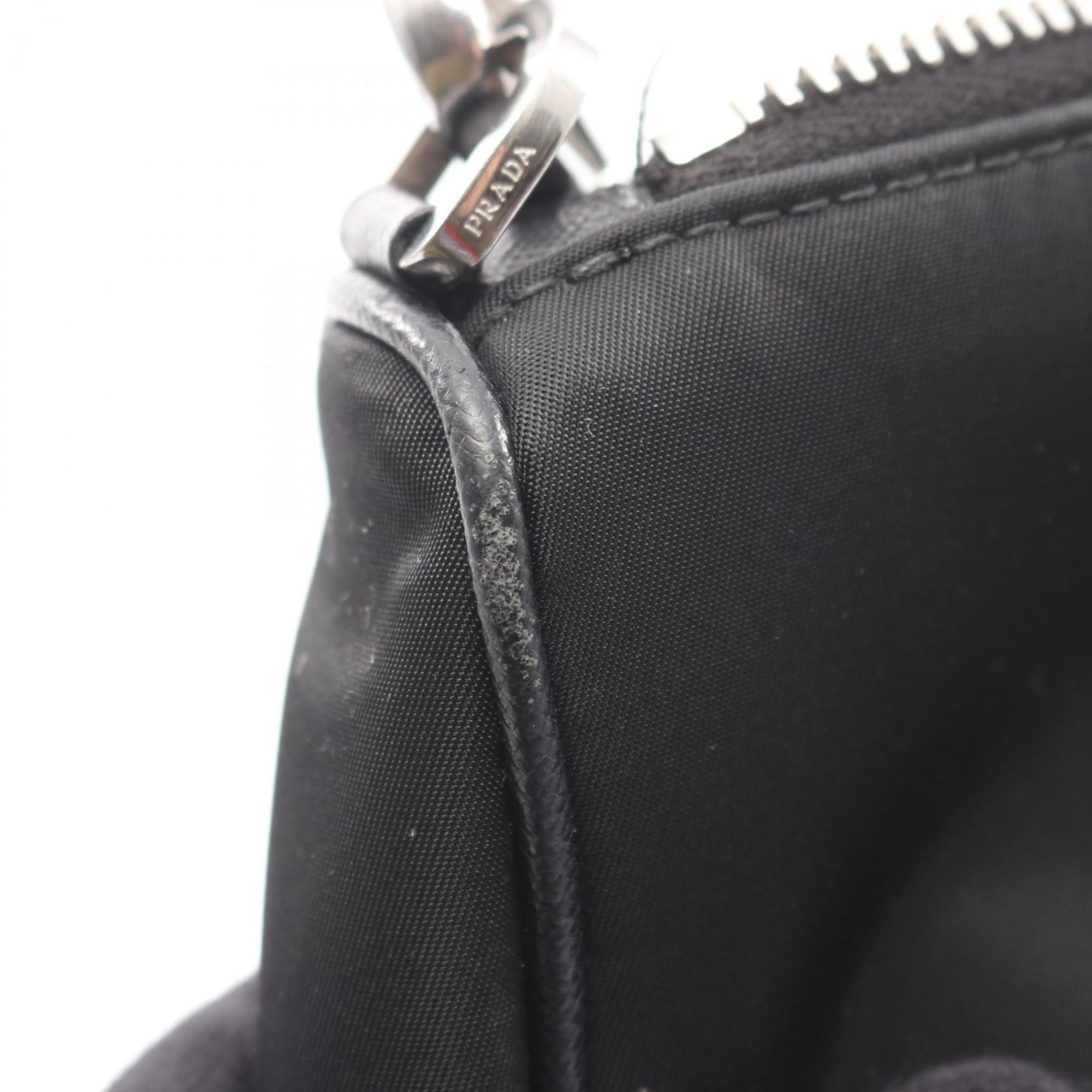 Nylon Saffiano Triangle Shoulder Bag (Pre-Owned) - Prada - Modalova