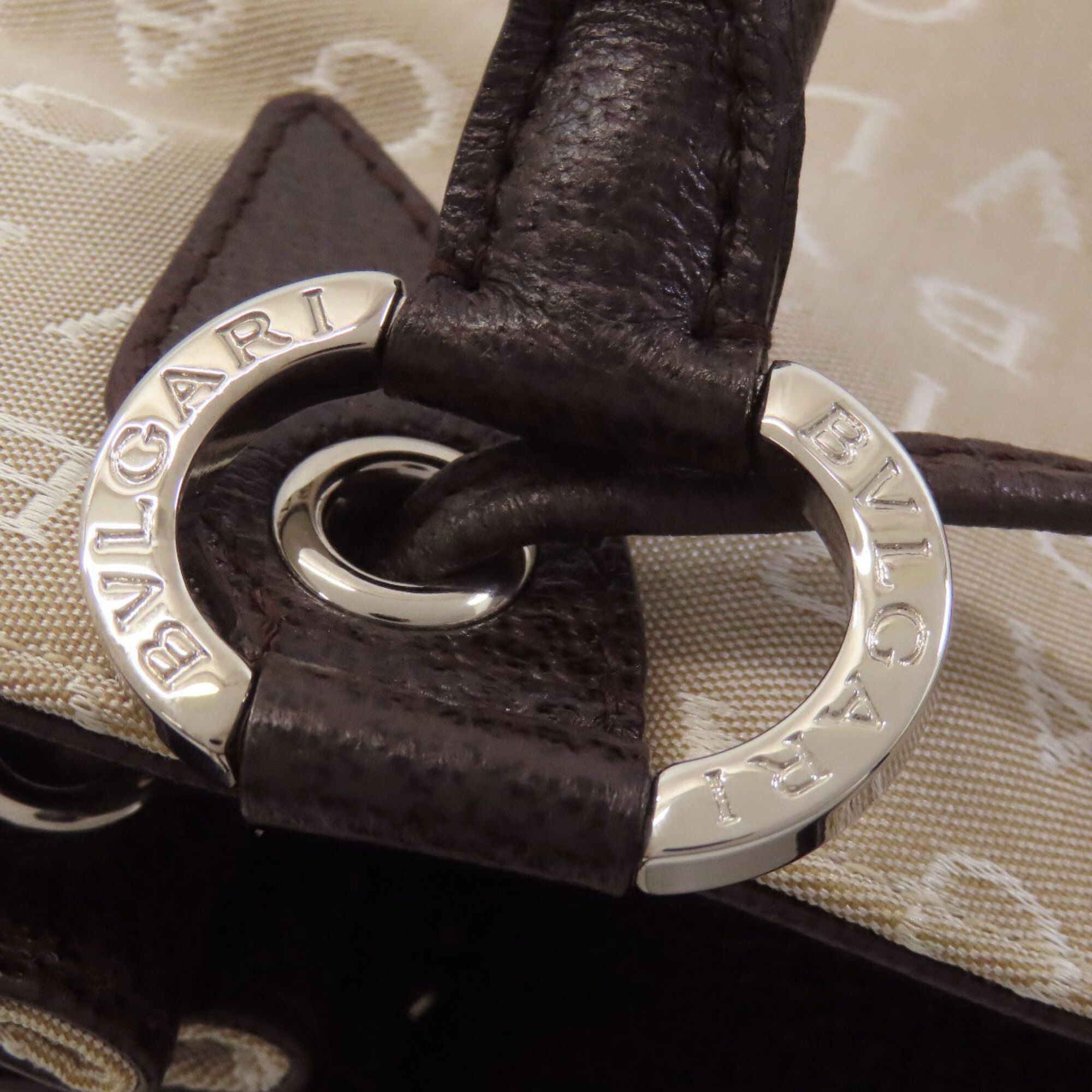 Canvas Handbag (Pre-Owned) - Bvlgari - Modalova