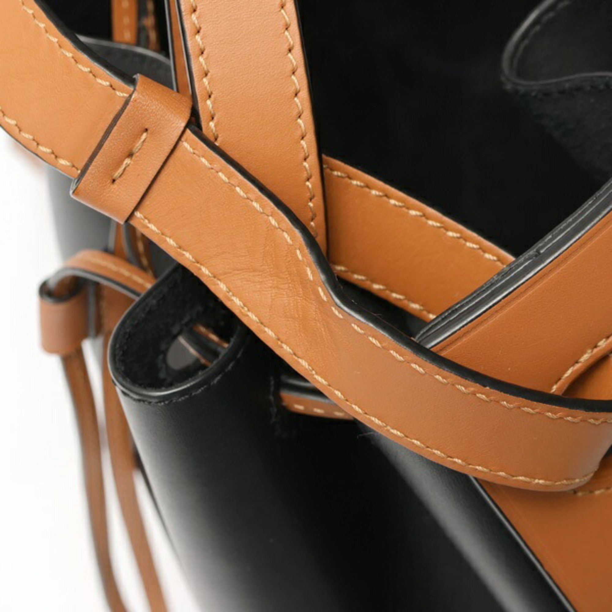 Leather Shoulder Bag (Pre-Owned) - Loewe - Modalova