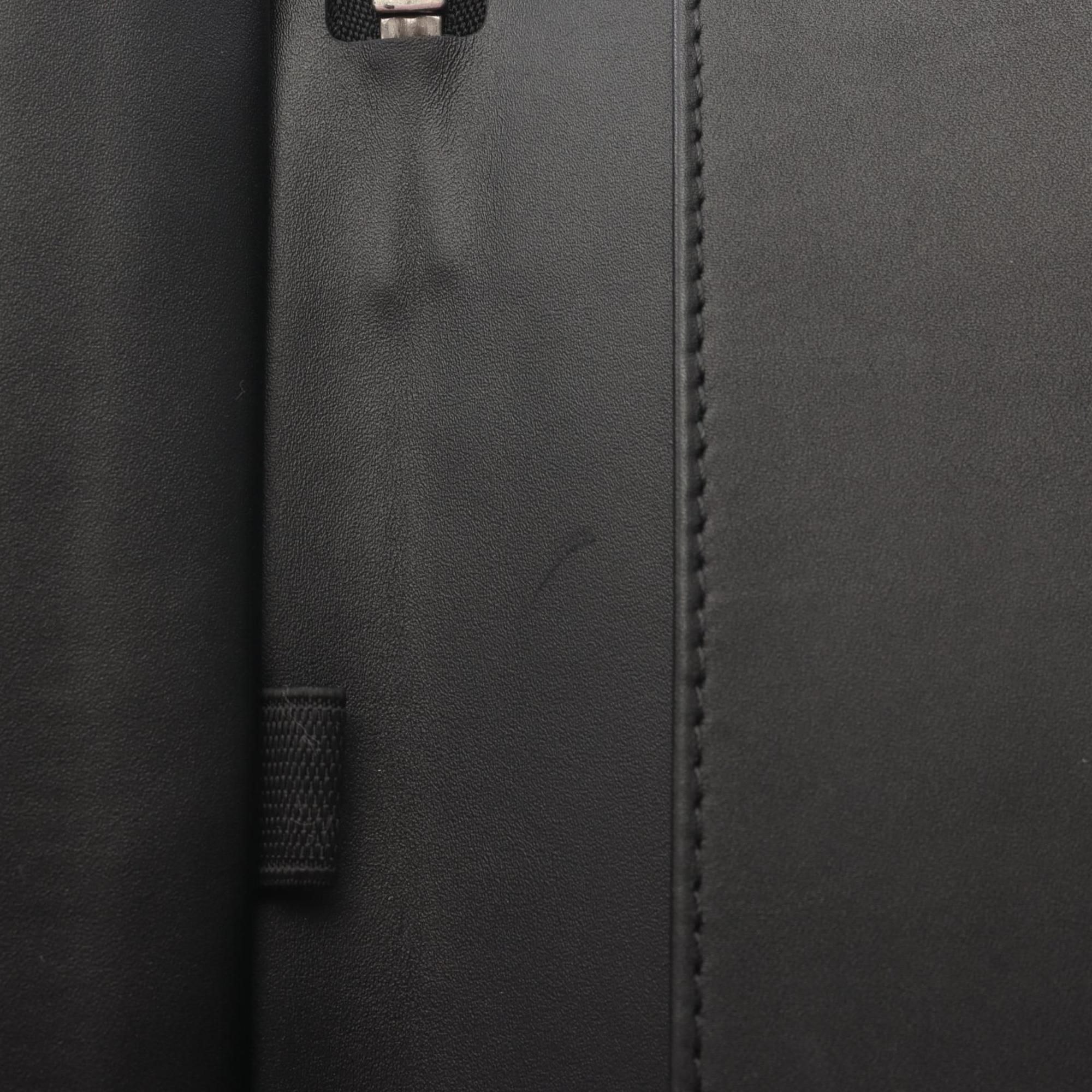 Leather Long Wallet (Bi-Fold) (Pre-Owned) - Louis Vuitton - Modalova
