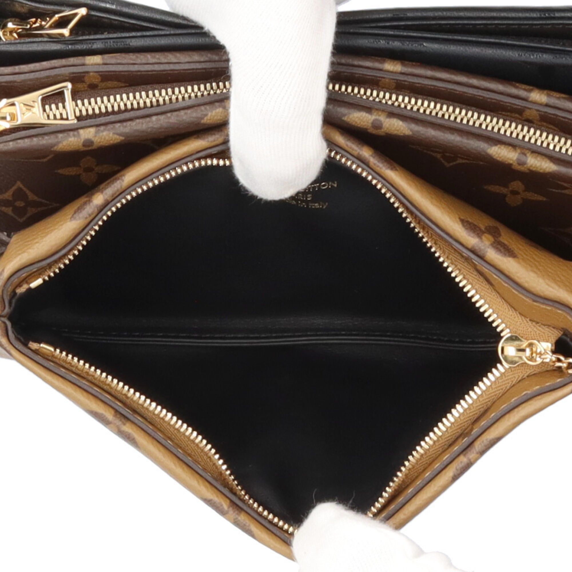 Reverse Reverse Pochette Shoulder Bag (Pre-Owned) - Louis Vuitton - Modalova