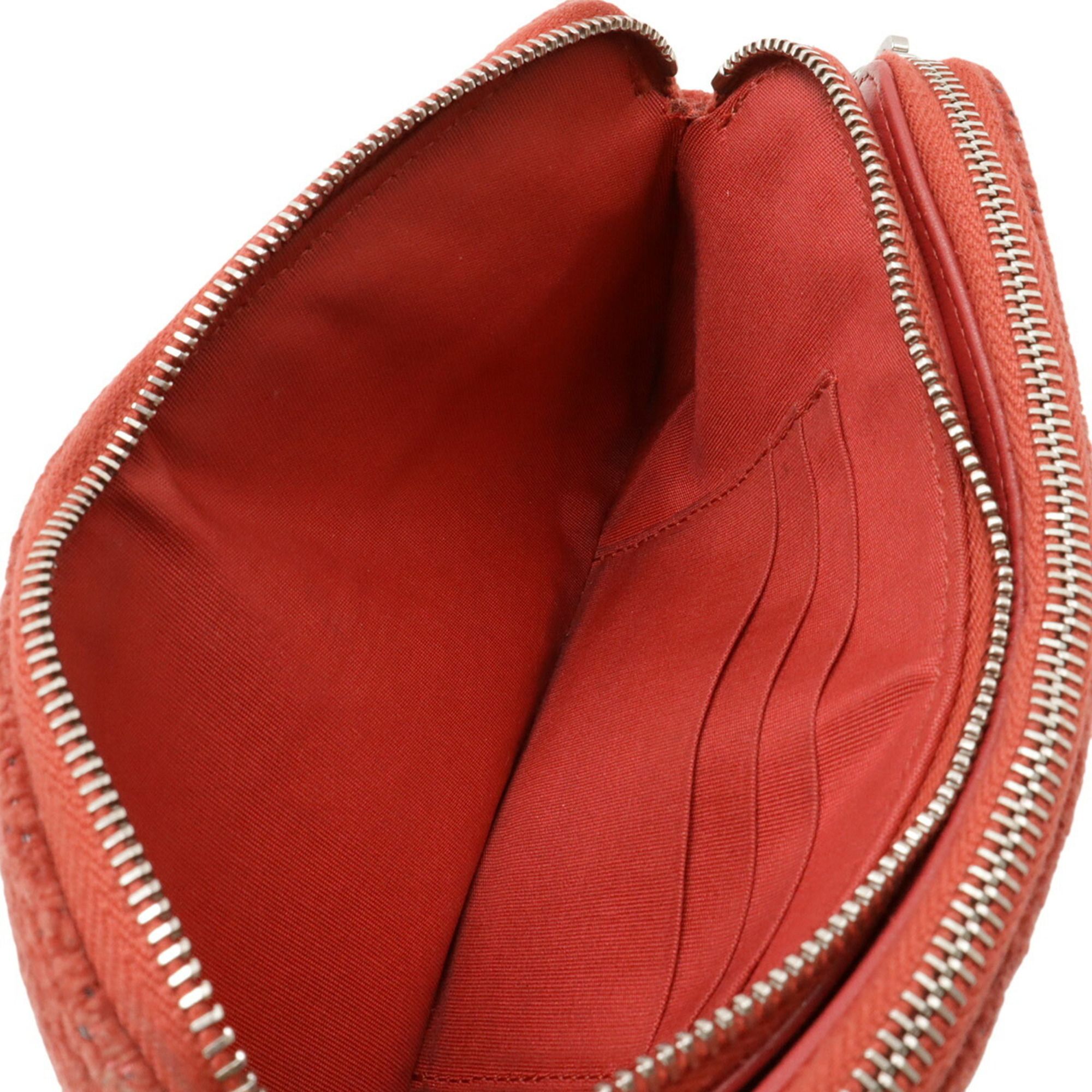Leather Pochette Shoulder Bag (Pre-Owned) - Chanel - Modalova
