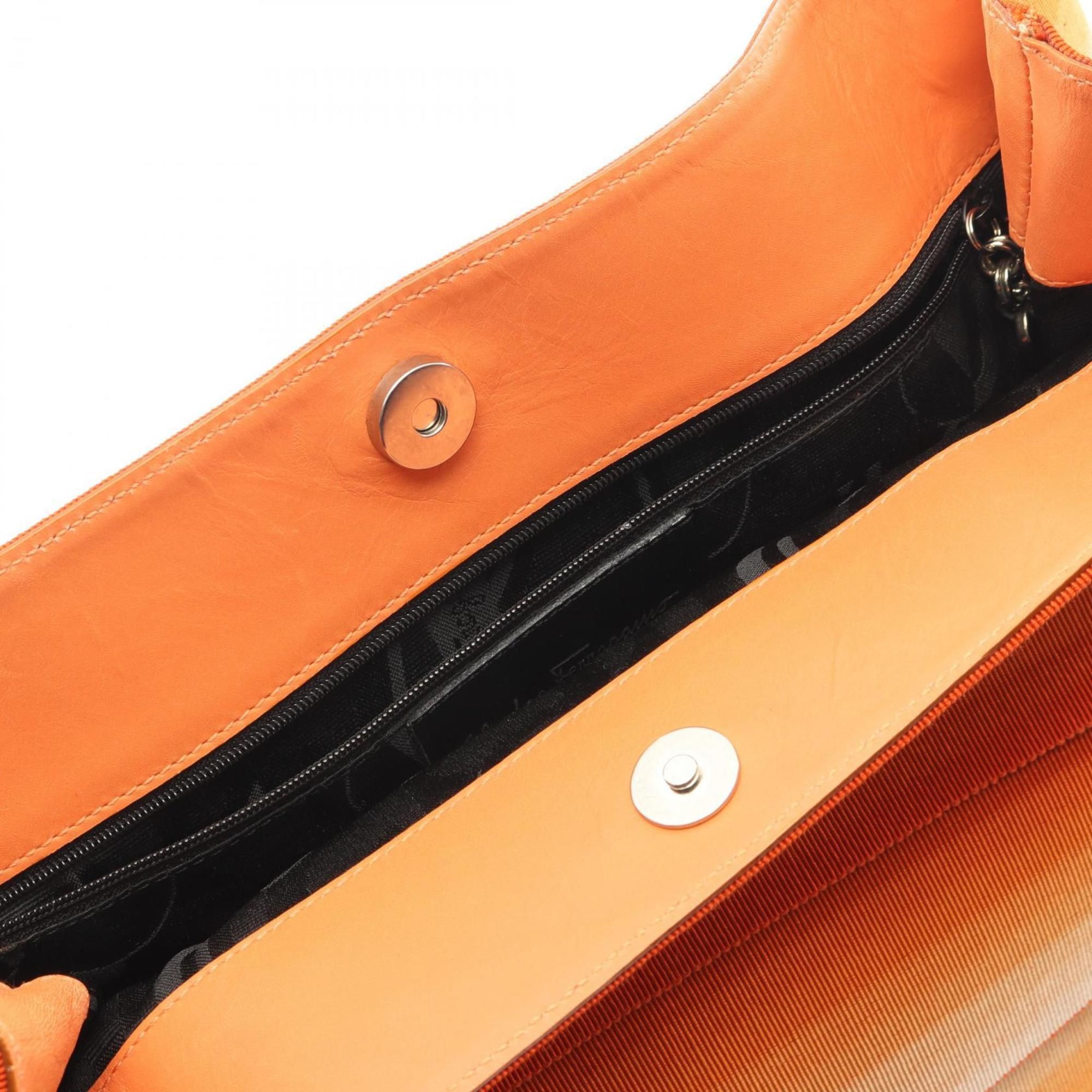 Canvas Leather Shoulder Bag (Pre-Owned) - Salvatore Ferragamo - Modalova