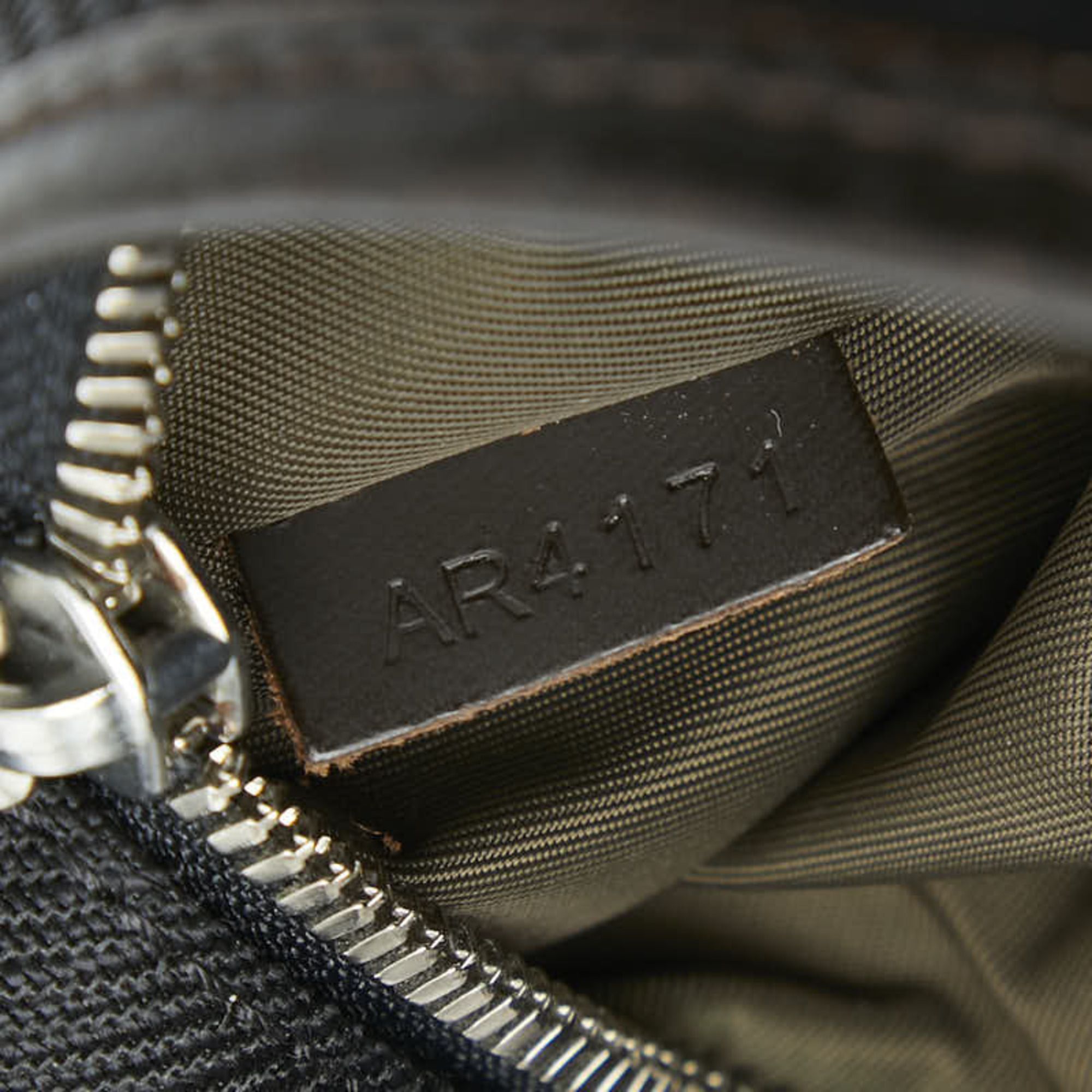 Canvas Leather Sling Bag (Pre-Owned) - Louis Vuitton - Modalova