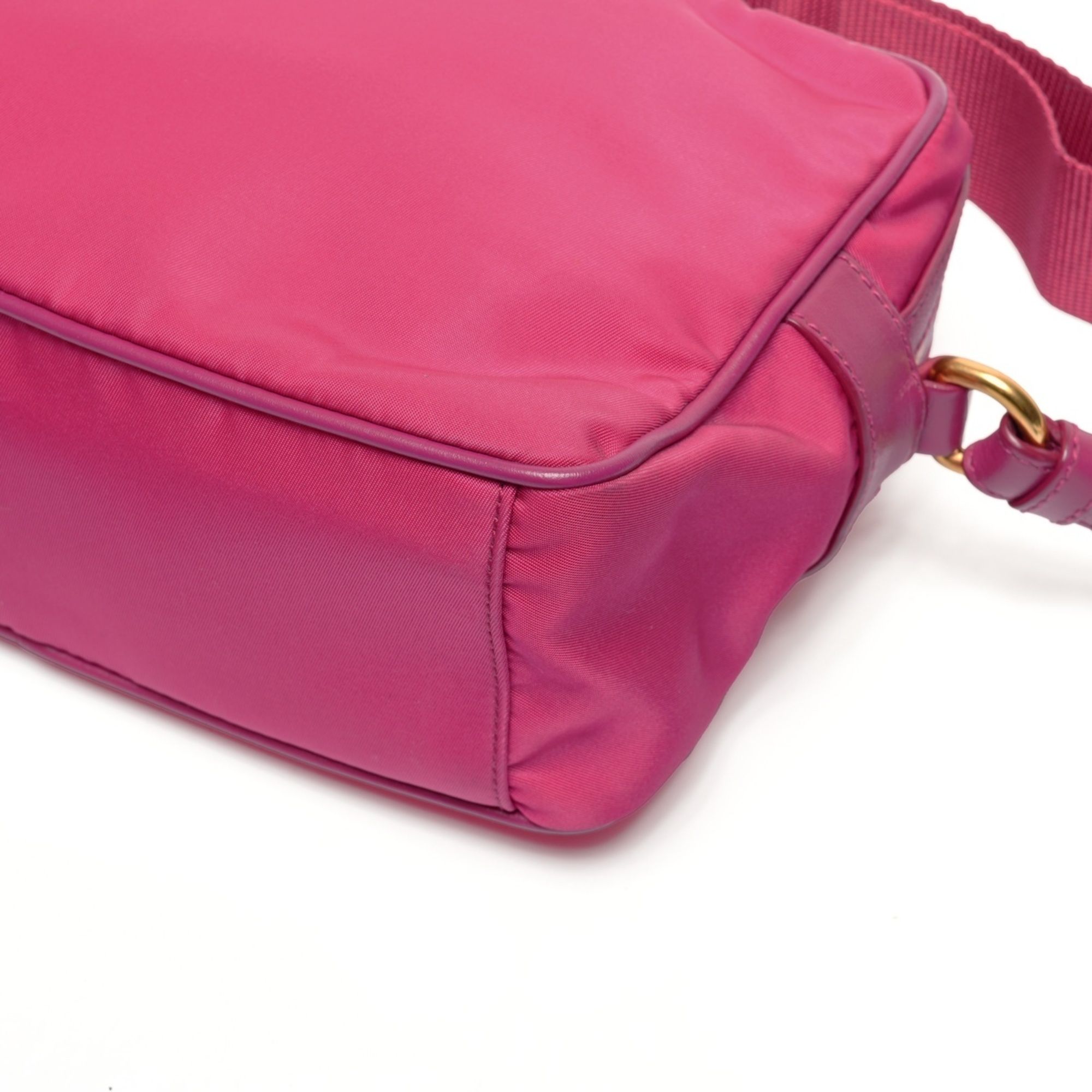 Prada Pink Shoulder Bag (Pre-Owned) - Prada - Modalova