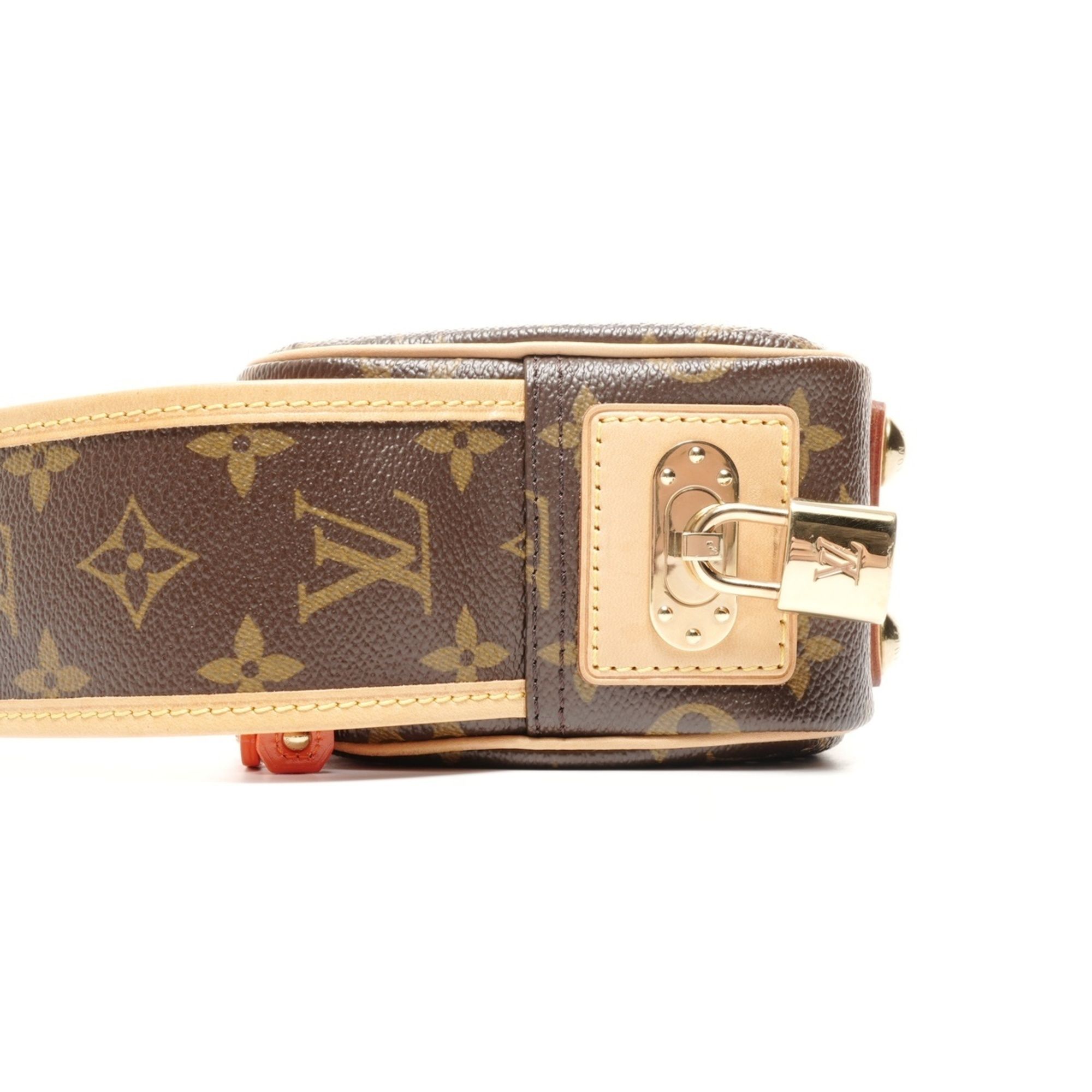 Perforated Shoulder Bag (Pre-Owned) - Louis Vuitton - Modalova