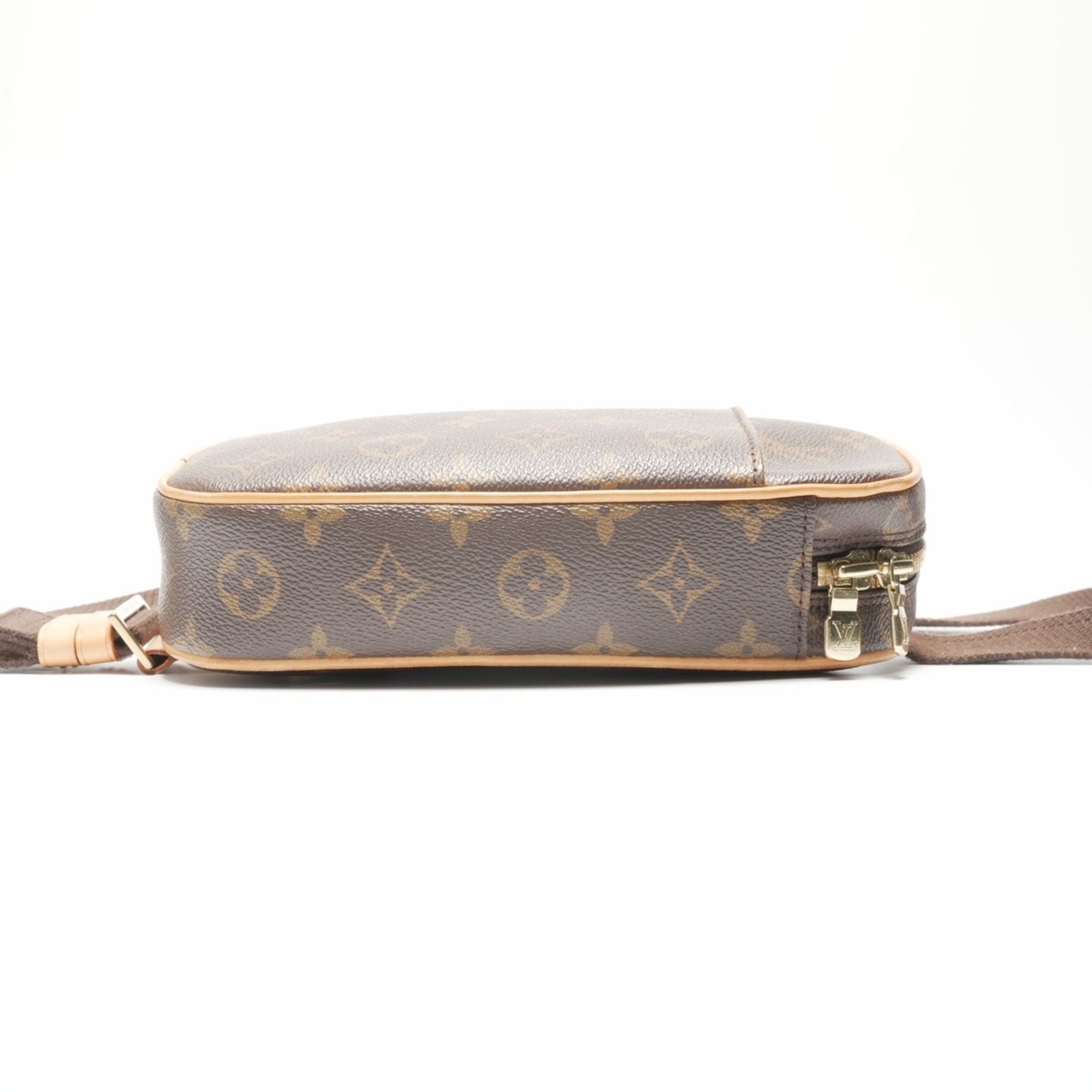 Monogram Monogram Pochette Shoulder Bag (Pre-Owned) - Louis Vuitton - Modalova