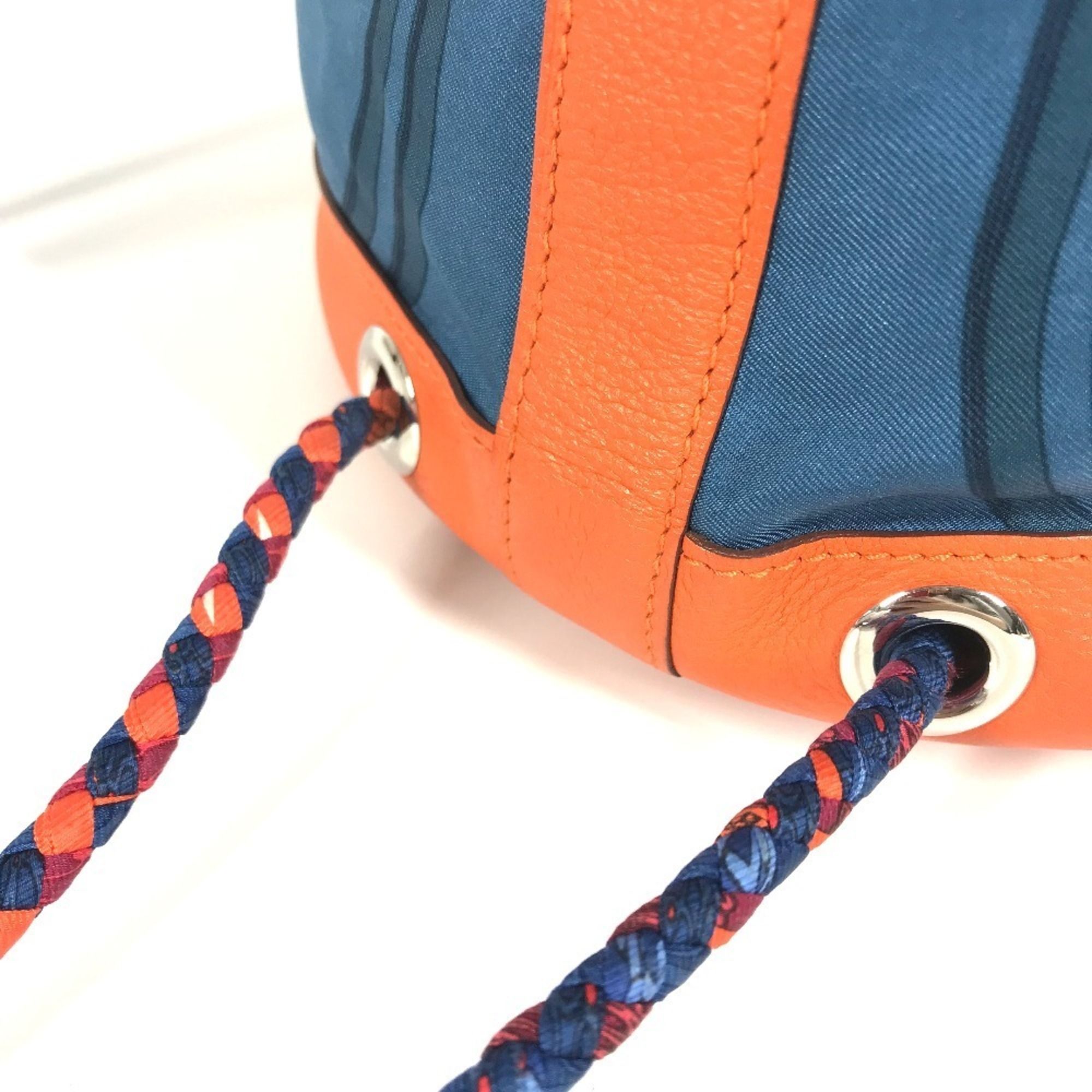 Silk Leather Shoulder Bag (Pre-Owned) - Hermes - Modalova