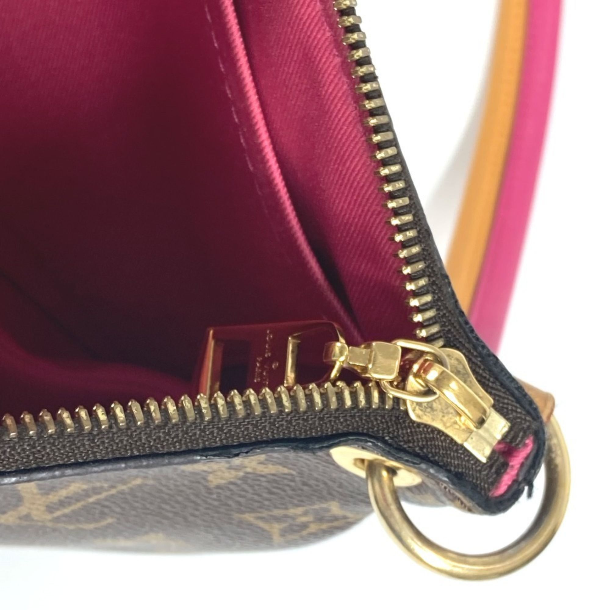 Pochette Shoulder Bag (Pre-Owned) - Louis Vuitton - Modalova