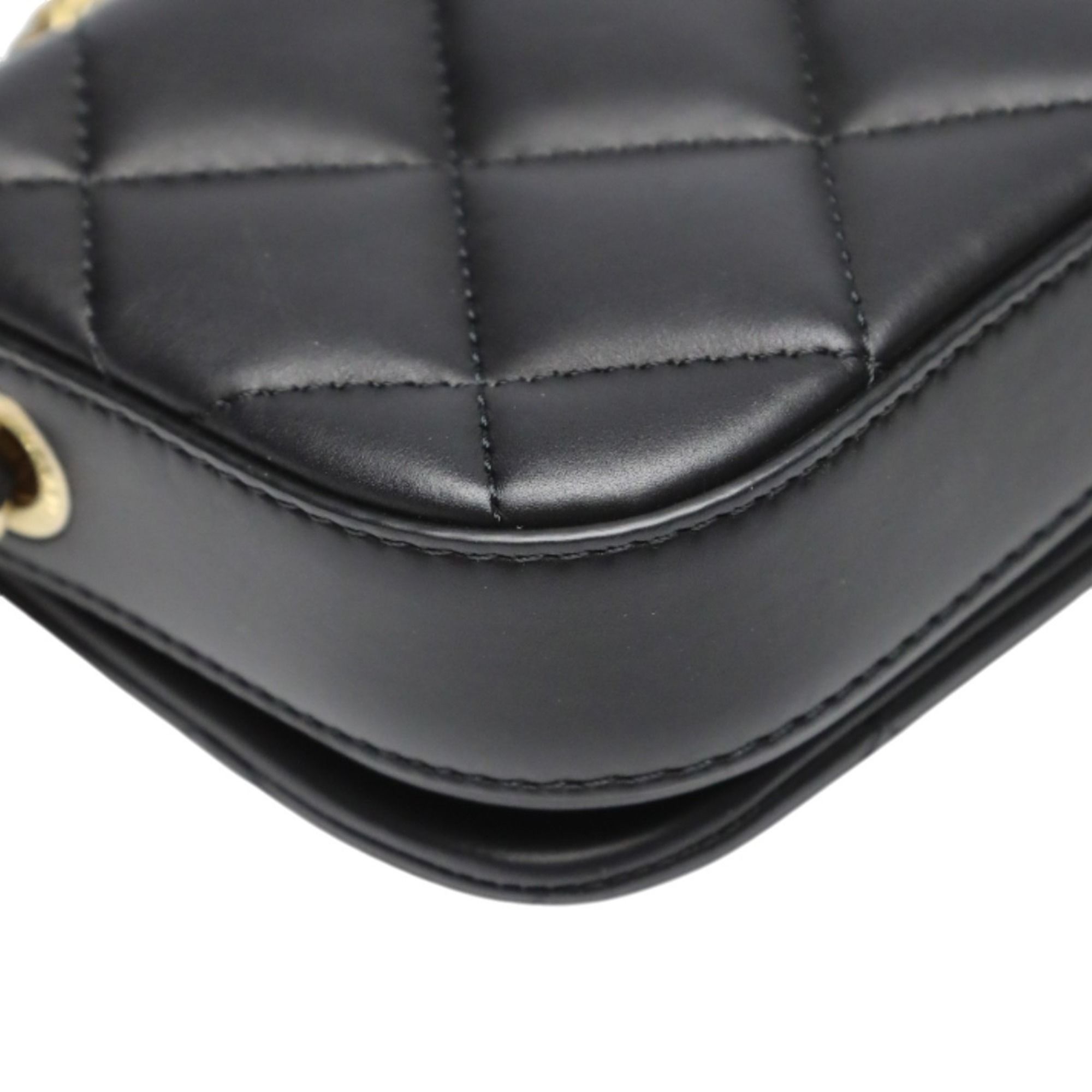 Leather Shoulder Bag (Pre-Owned) - Chanel - Modalova