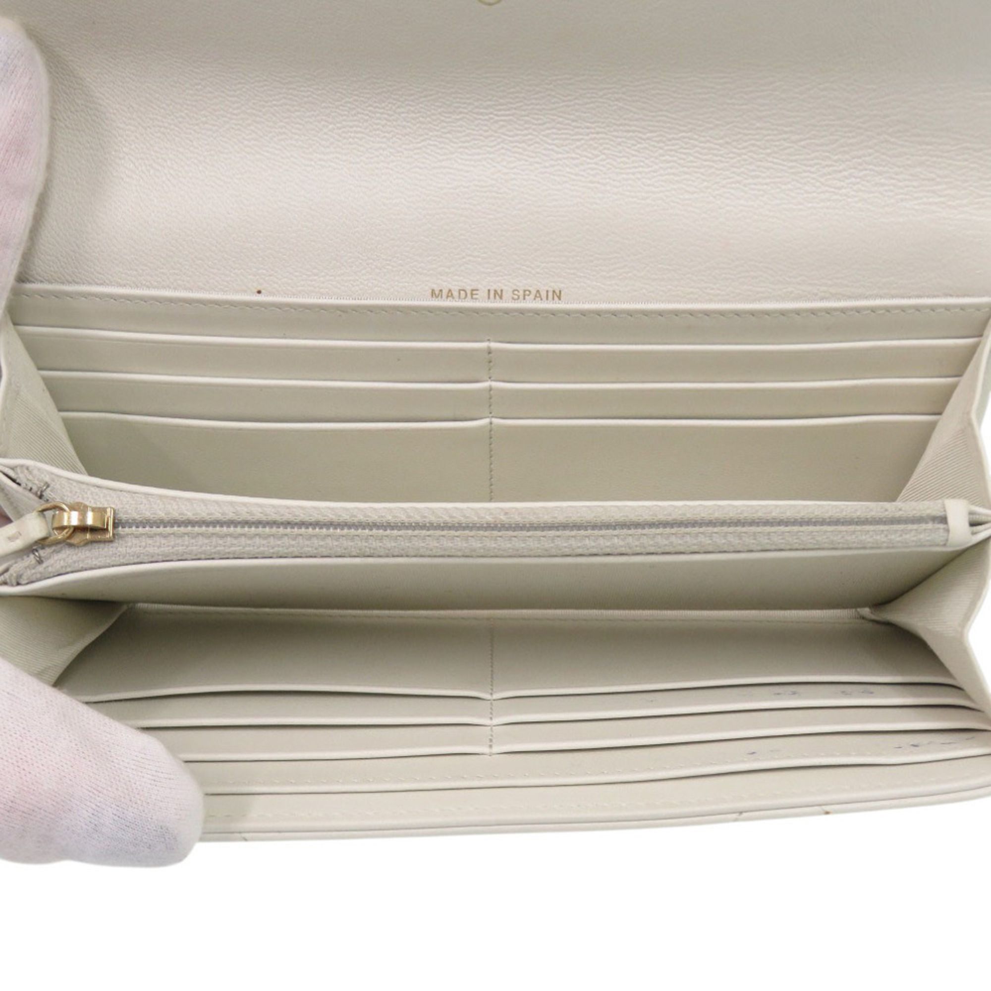 Leather Long Wallet (Tri-Fold) (Pre-Owned) - Chanel - Modalova