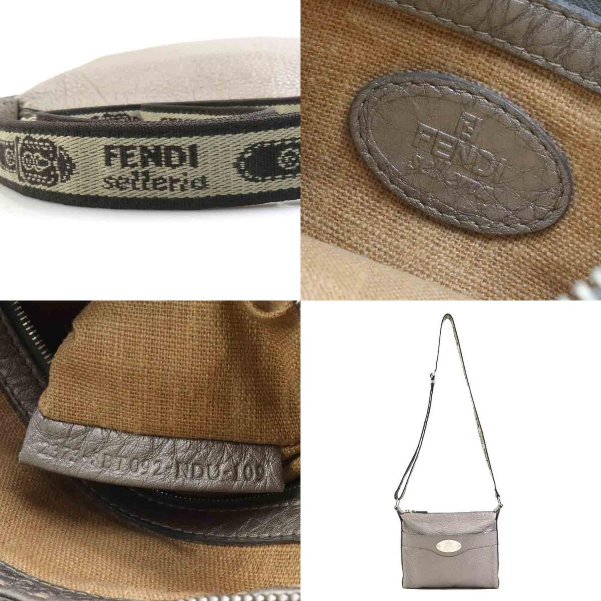 Leather Canvas Shoulder Bag (Pre-Owned) - Fendi - Modalova