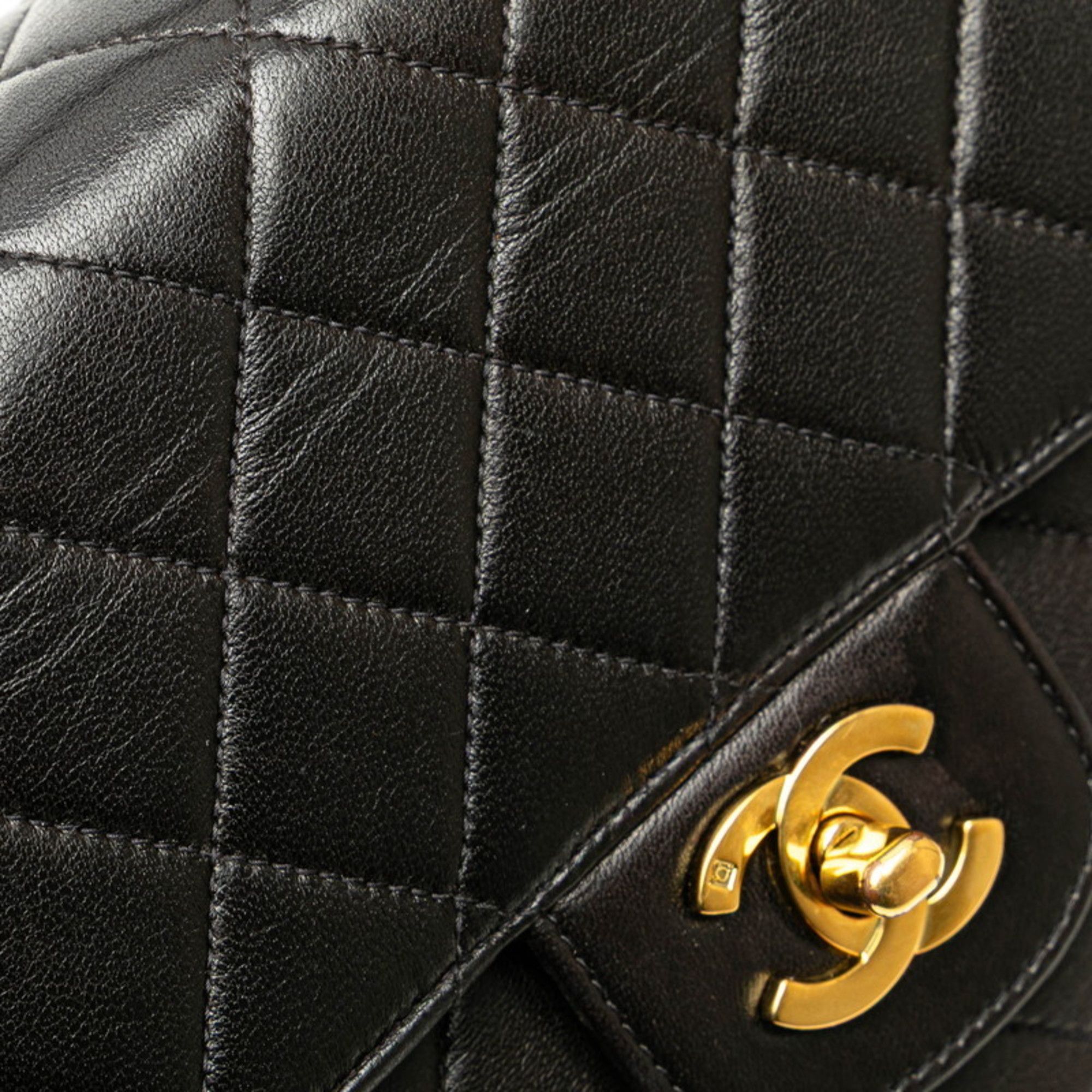 Leather Handbag (Pre-Owned) - Chanel - Modalova