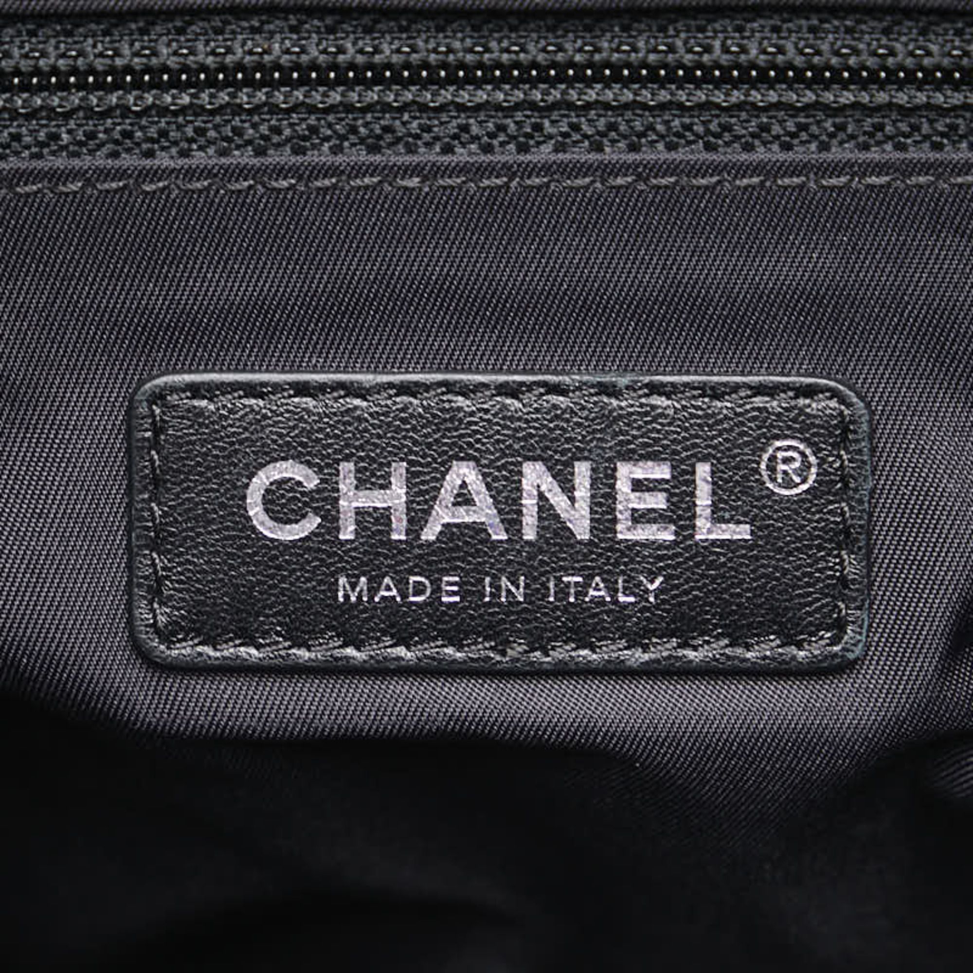 Nylon Shoulder Bag (Pre-Owned) - Chanel - Modalova