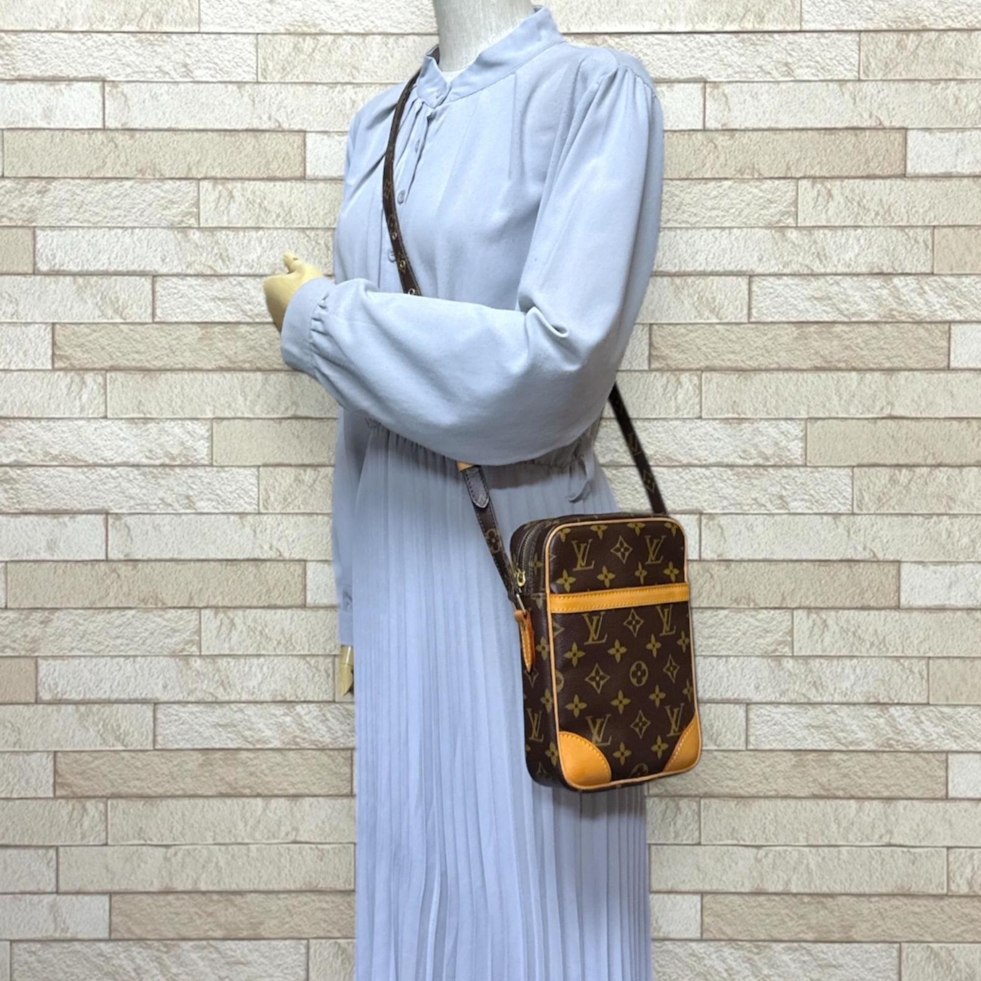 Monogram Canvas Shoulder Bag (Pre-Owned) - Louis Vuitton - Modalova