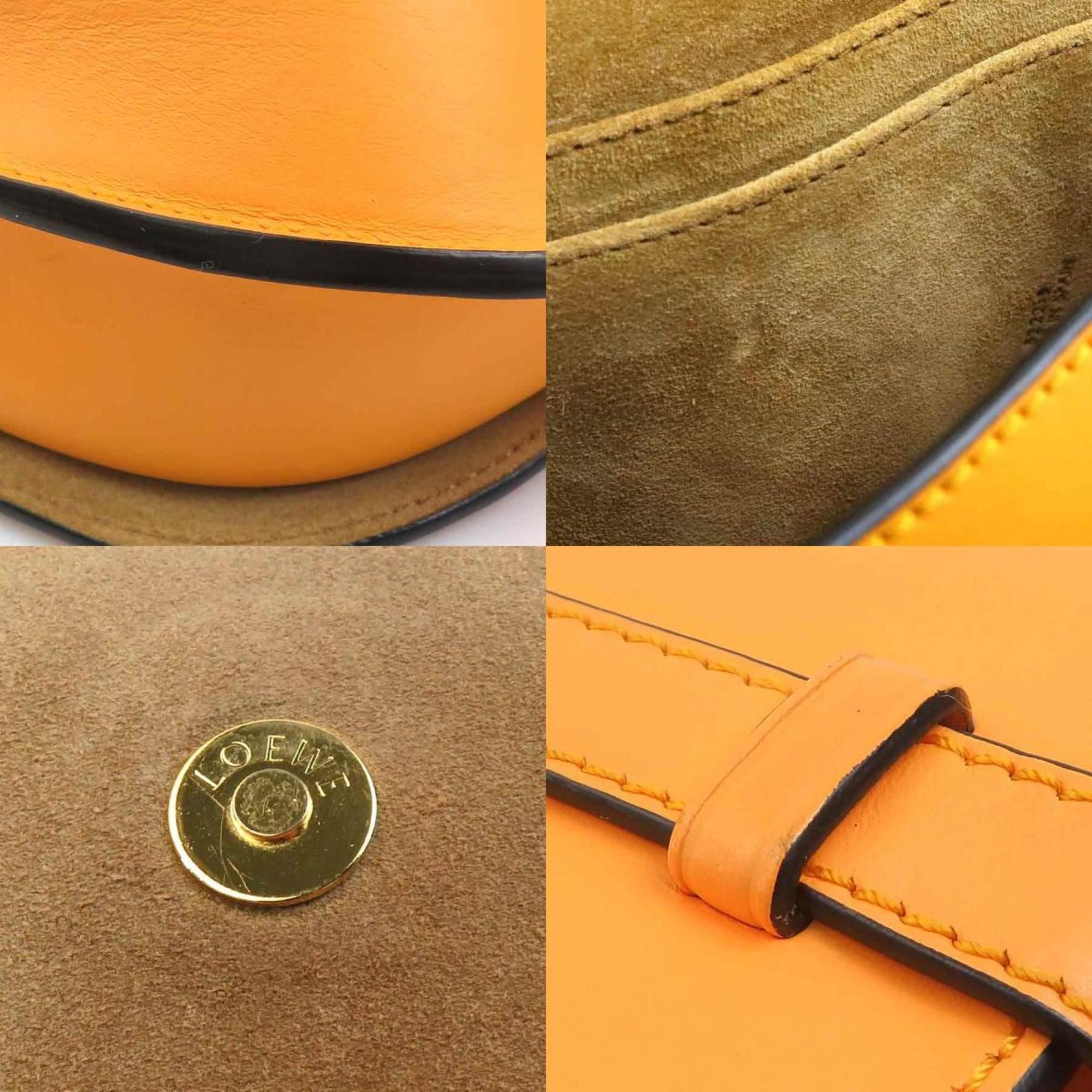 Leather Shoulder Bag (Pre-Owned) - Loewe - Modalova