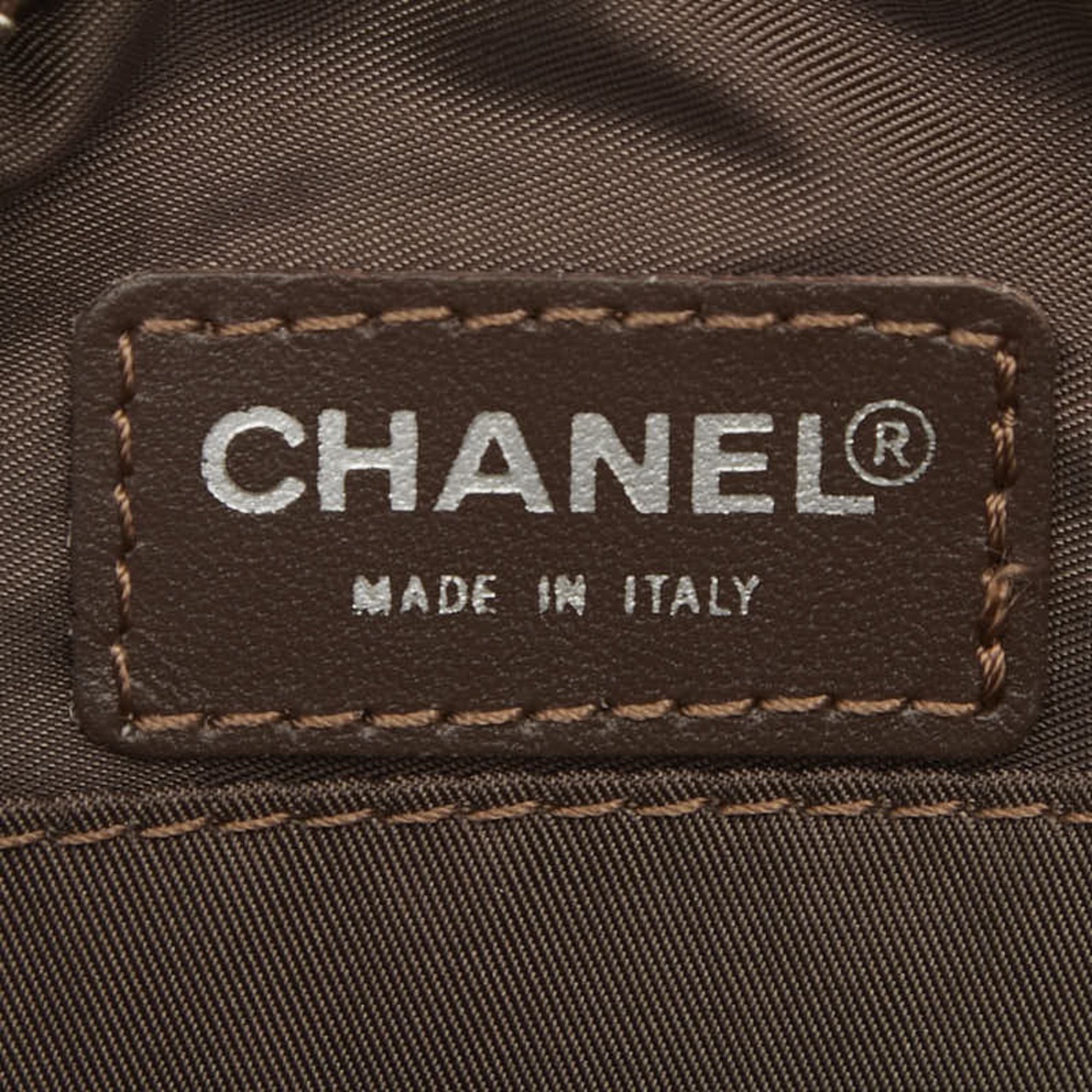 Canvas Leather Pouch (Pre-Owned) - Chanel - Modalova