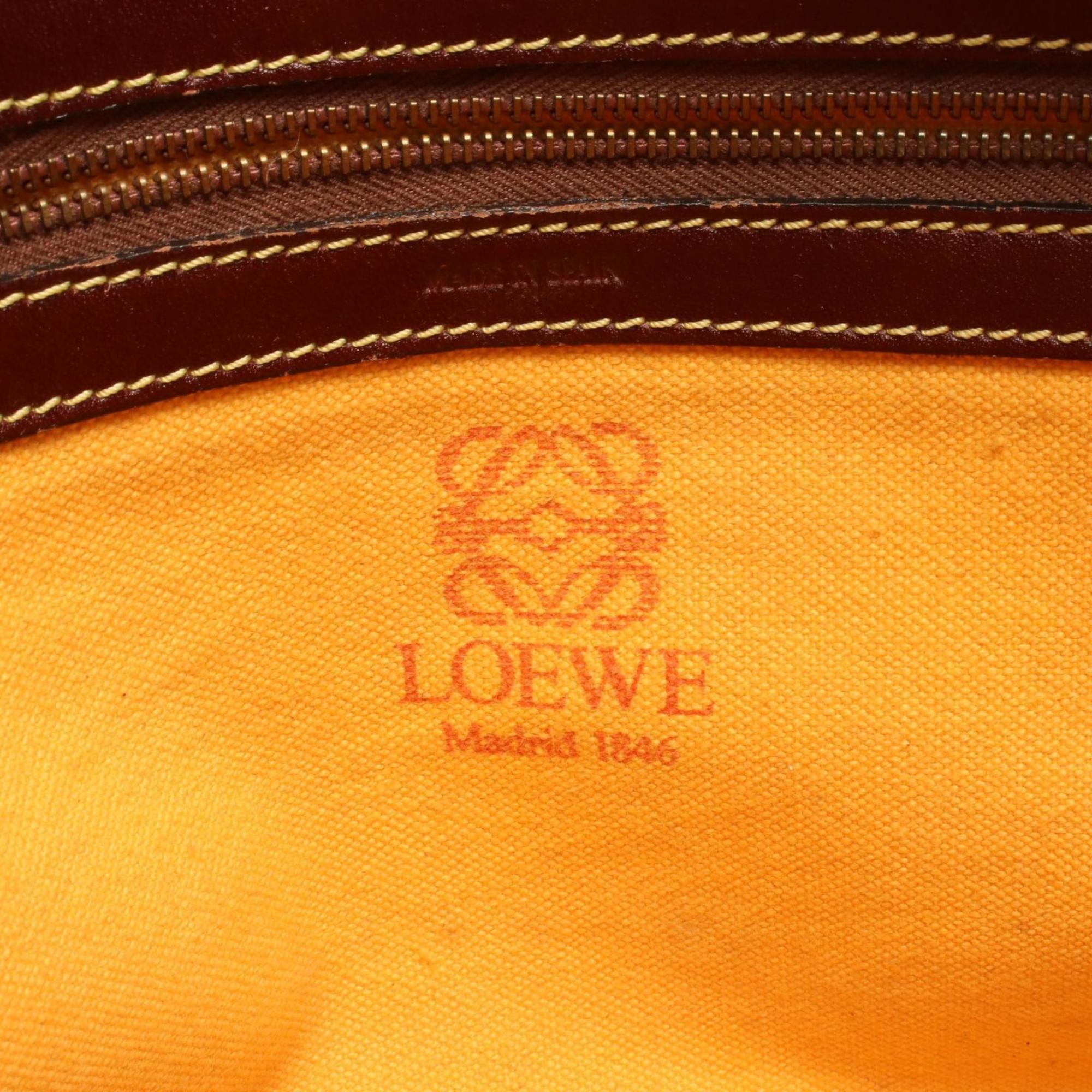 Suede Leather Shoulder Bag (Pre-Owned) - Loewe - Modalova
