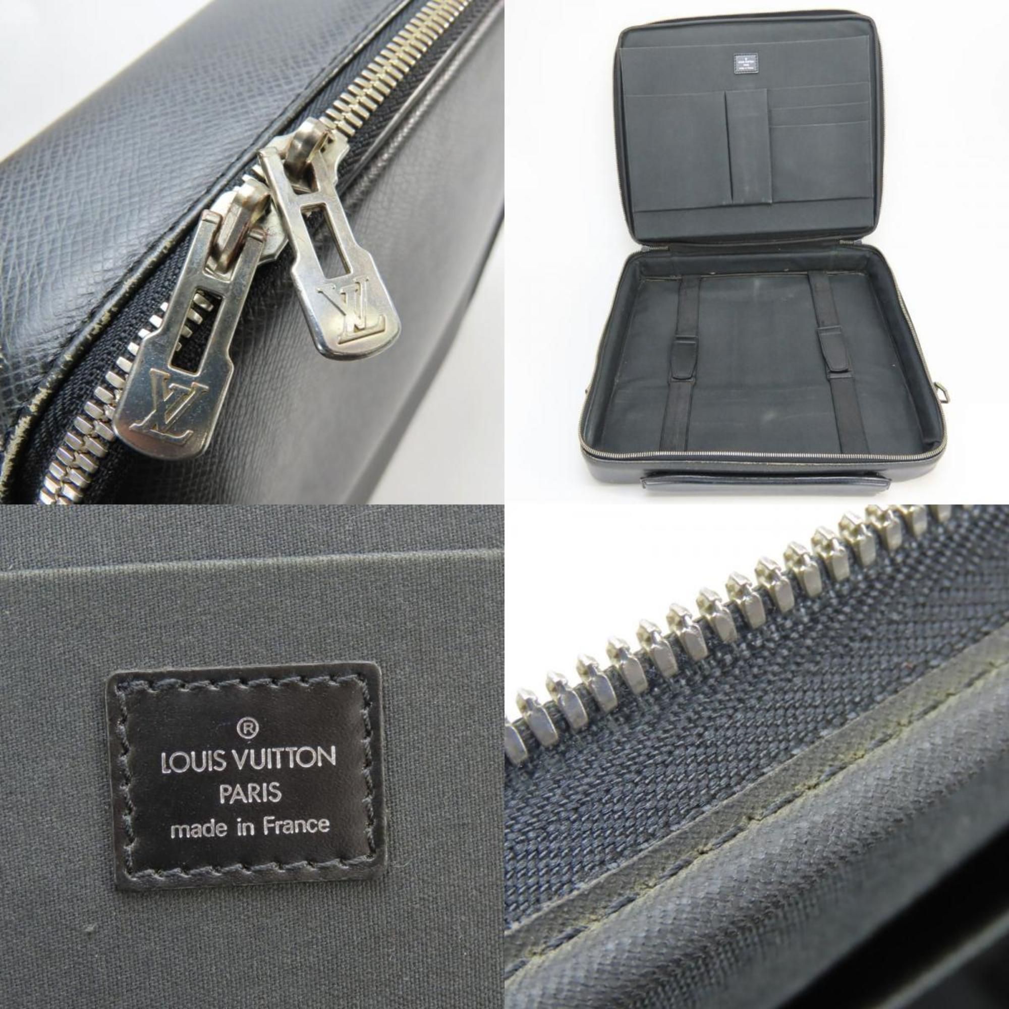 Taiga Leather Shoulder Bag (Pre-Owned) - Louis Vuitton - Modalova