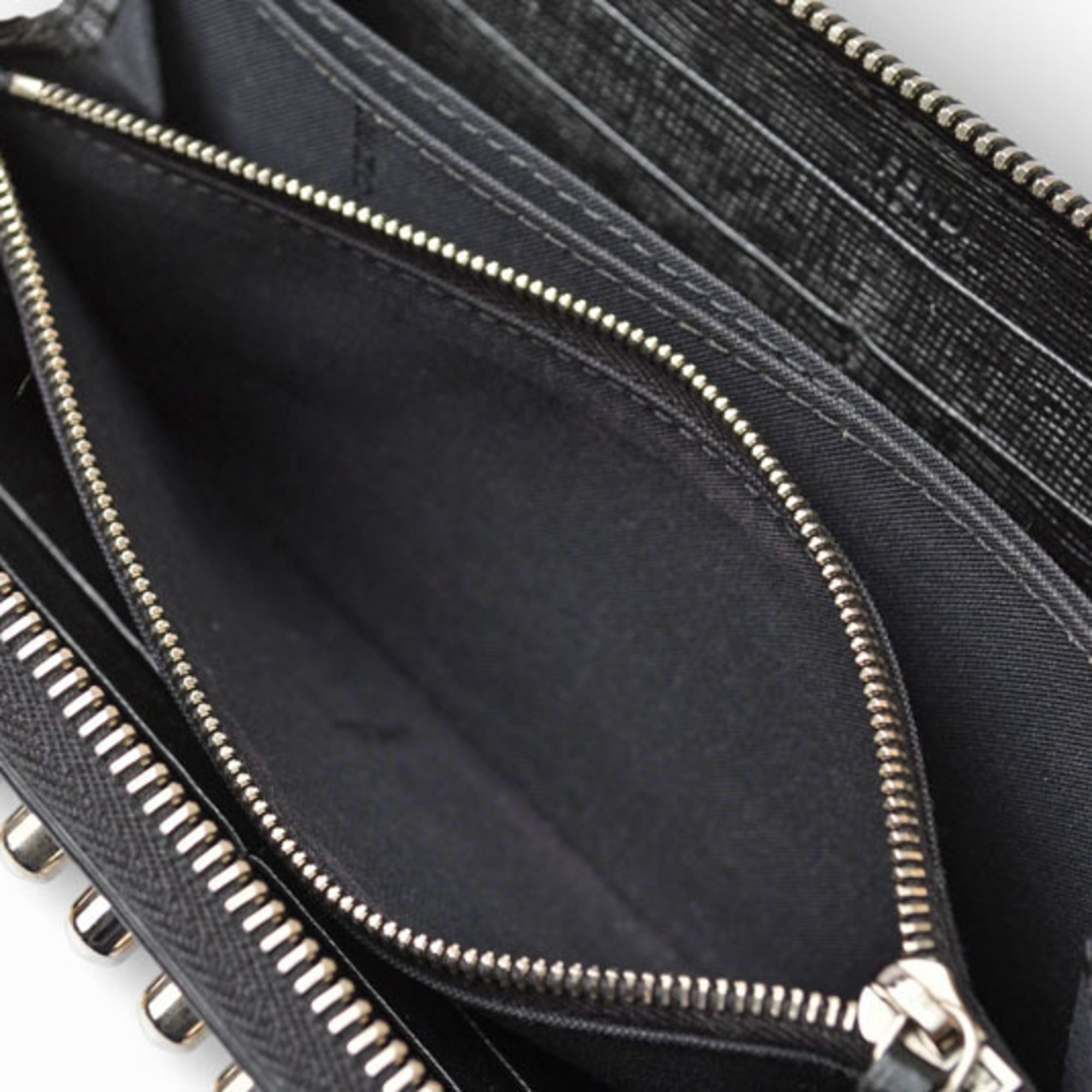 Leather Long Wallet (Bi-Fold) (Pre-Owned) - Fendi - Modalova