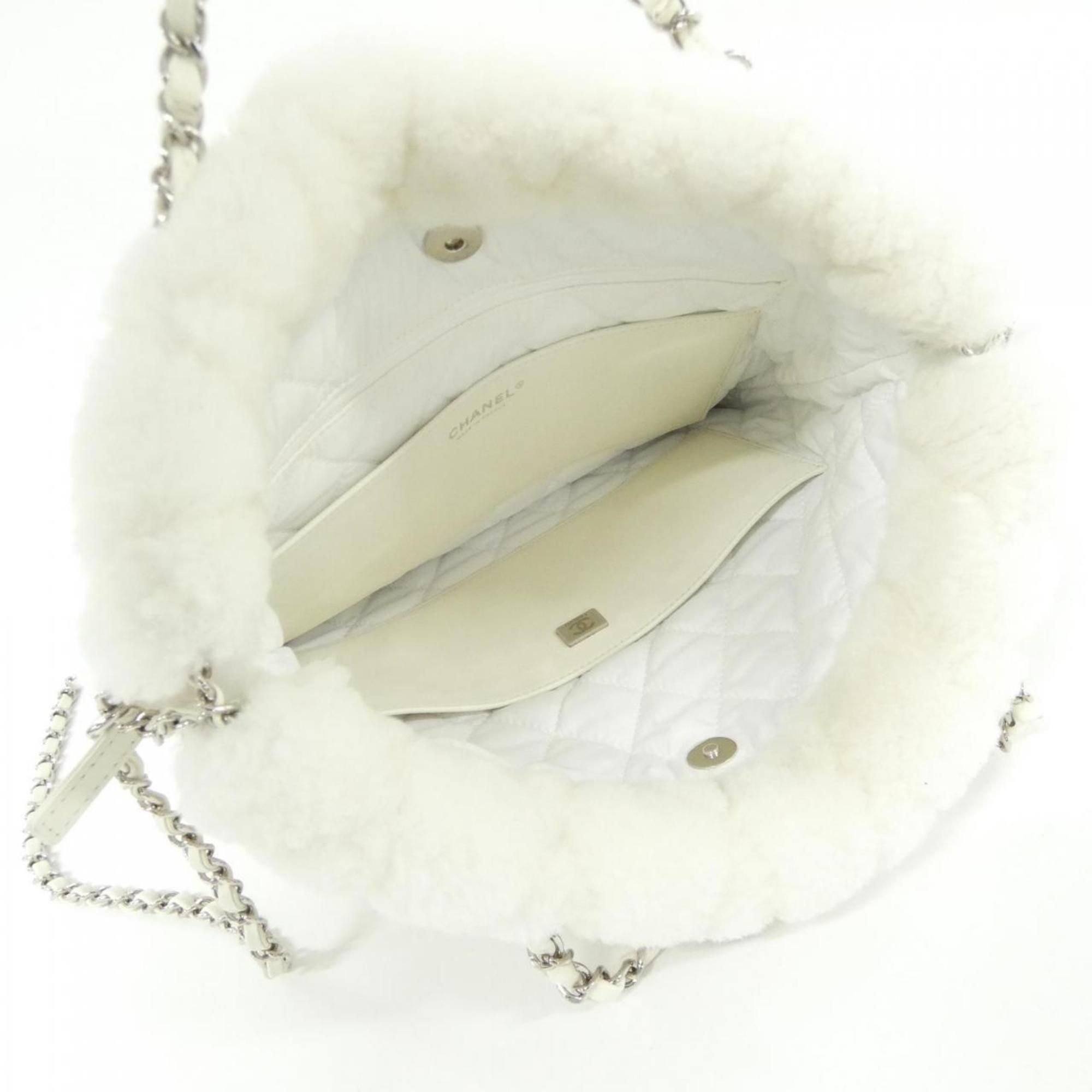 Chanel White Backpack (Pre-Owned) - Chanel - Modalova