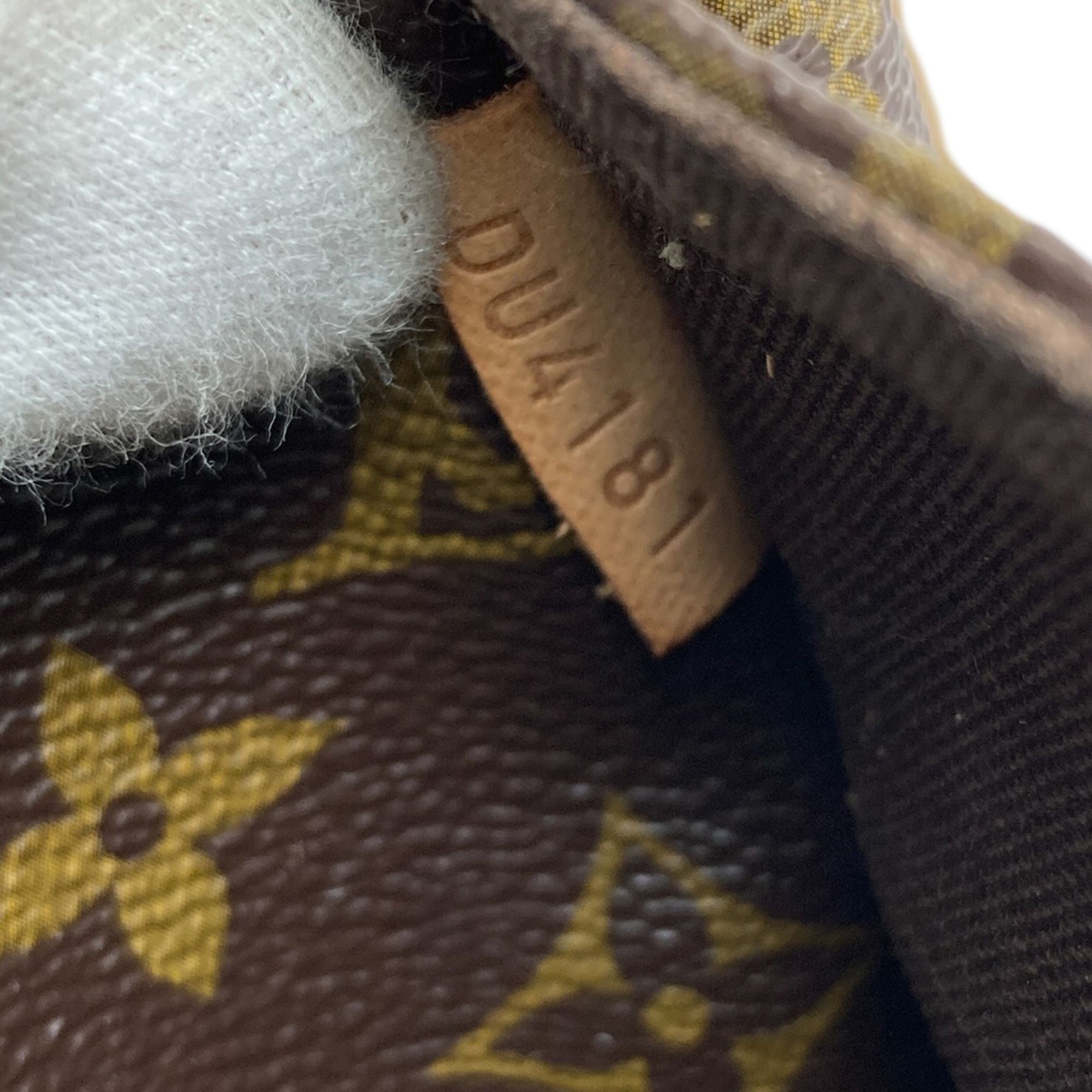 Canvas Shoulder Bag (Pre-Owned) - Louis Vuitton - Modalova