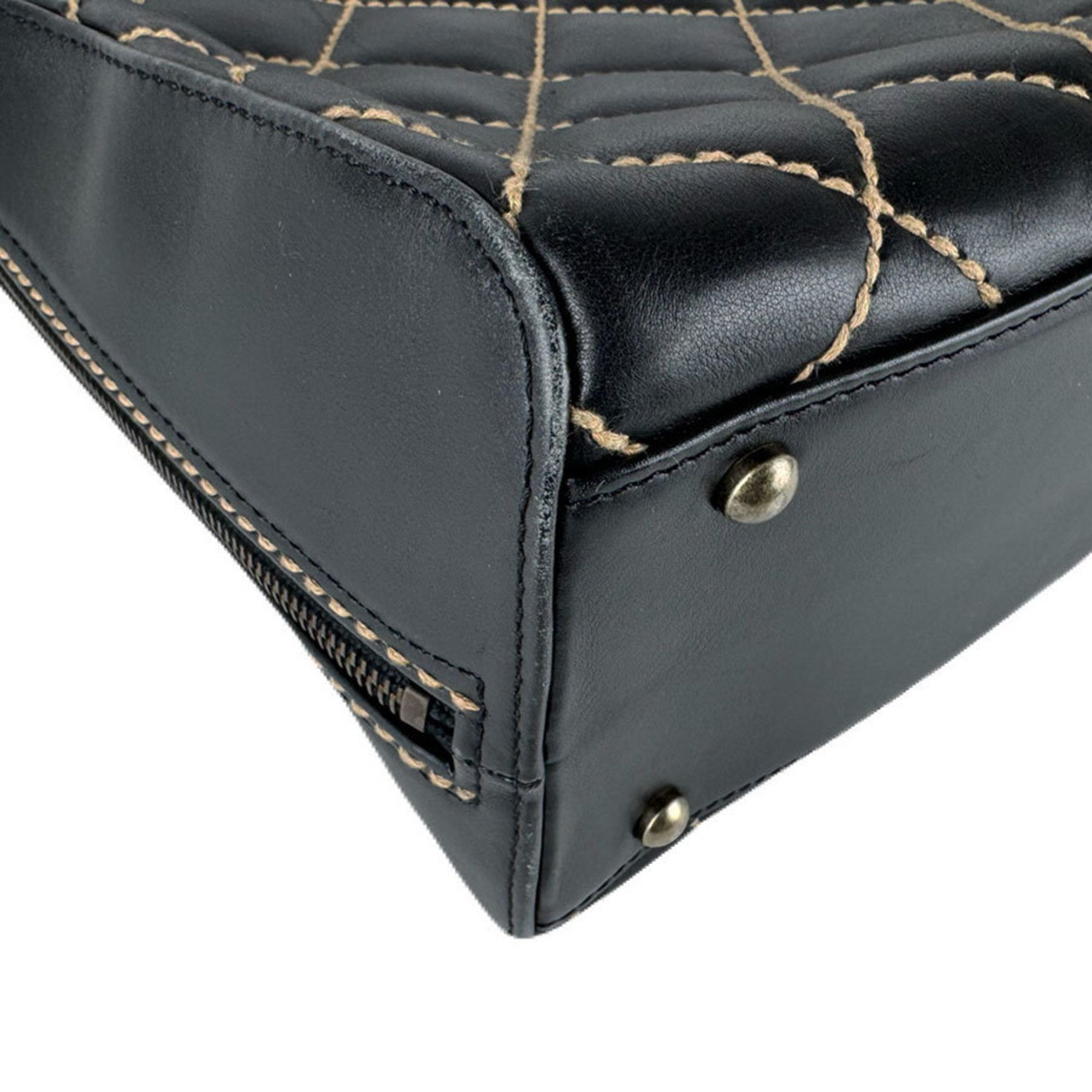 Leather Handbag (Pre-Owned) - Chanel - Modalova